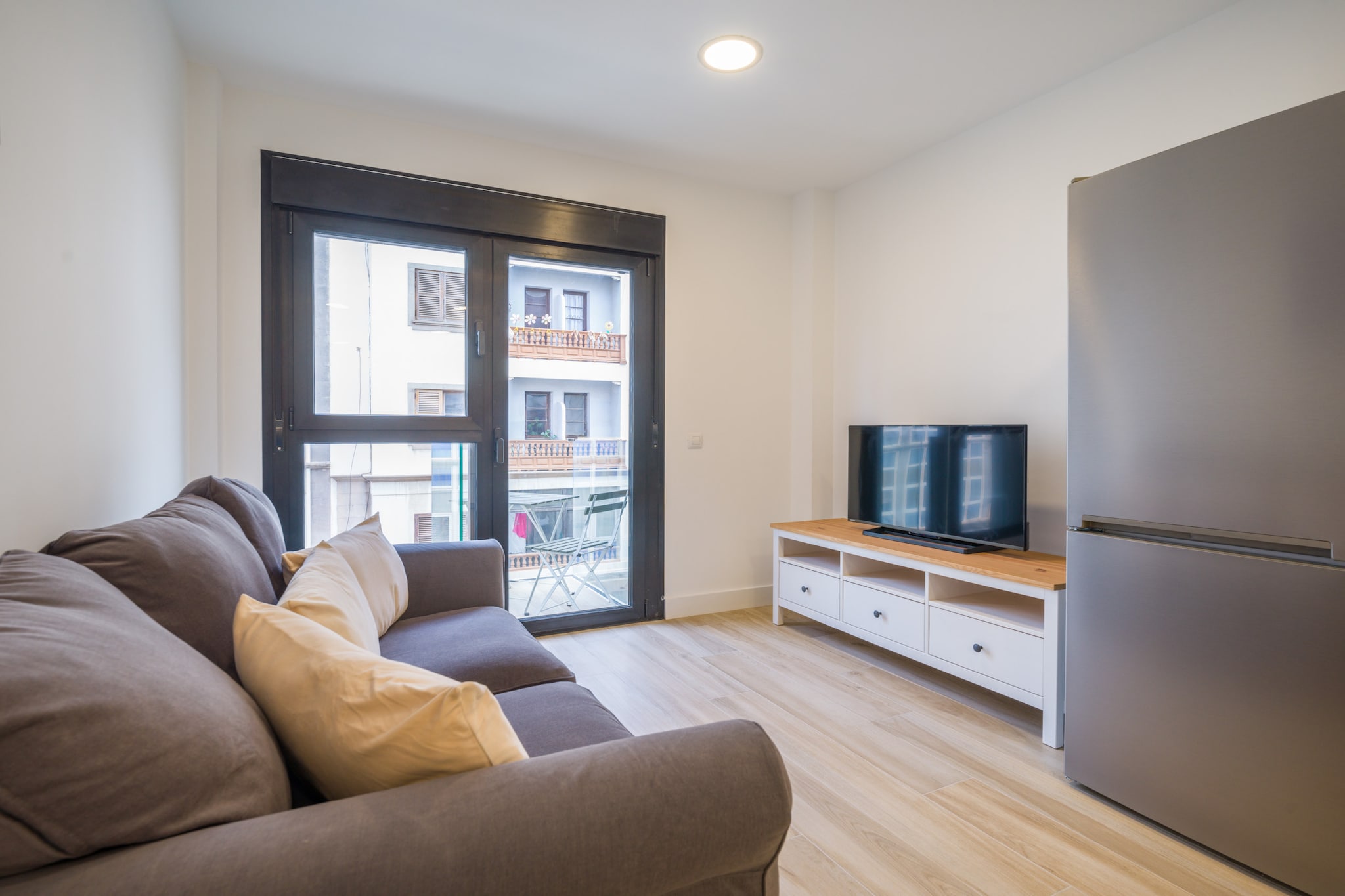 Deluxe Beachside 3C By CanariasGetaway-Salon