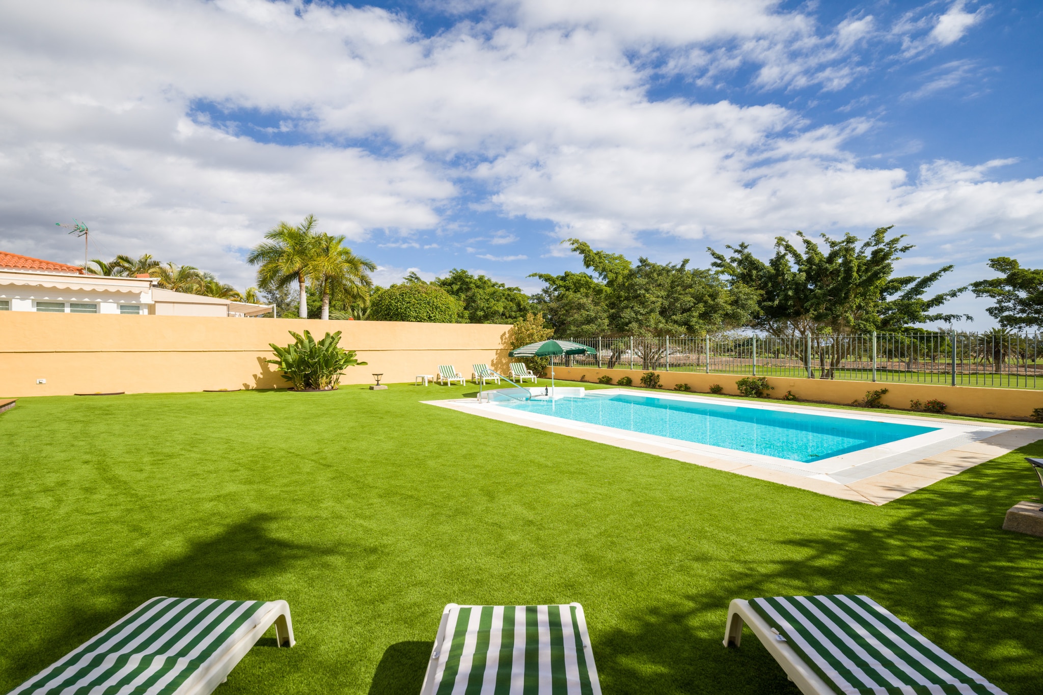 Golf Views Home By CanariasGetaway-Zwembad