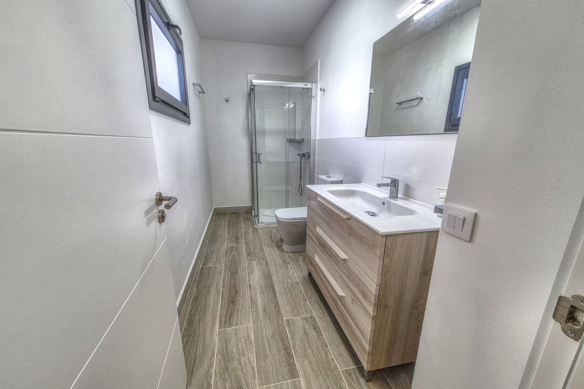 Yan Building 6B By CanariasGetaway.-Bathroom