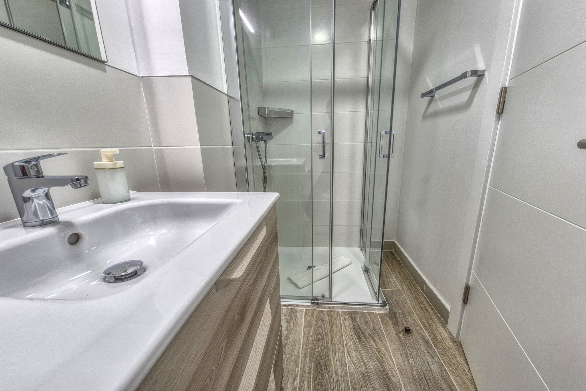 Yan Building 5B BY CanariasGetaway-Salle de bain