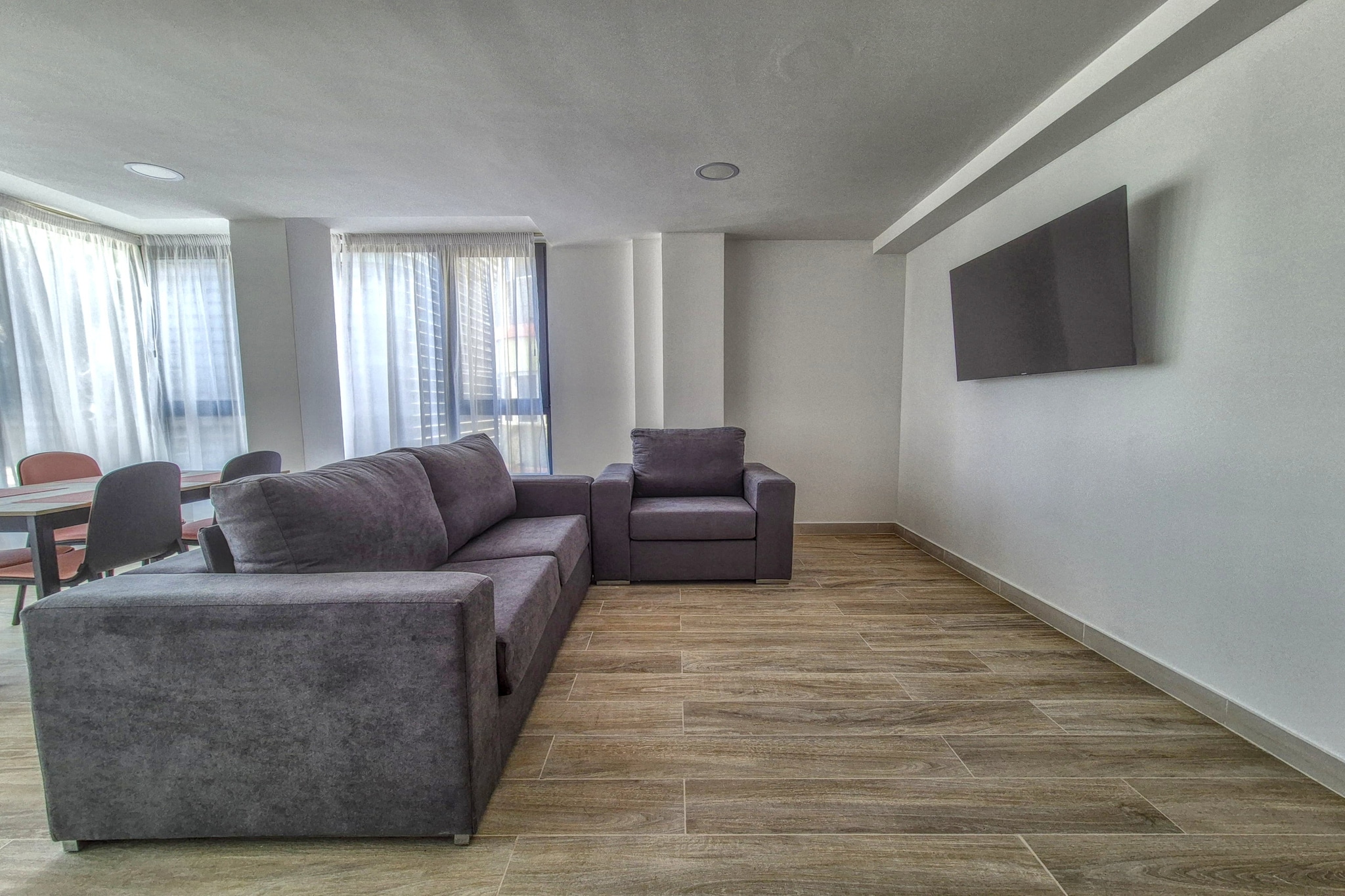 Yan Building 2B BY CanariasGetaway-Salon