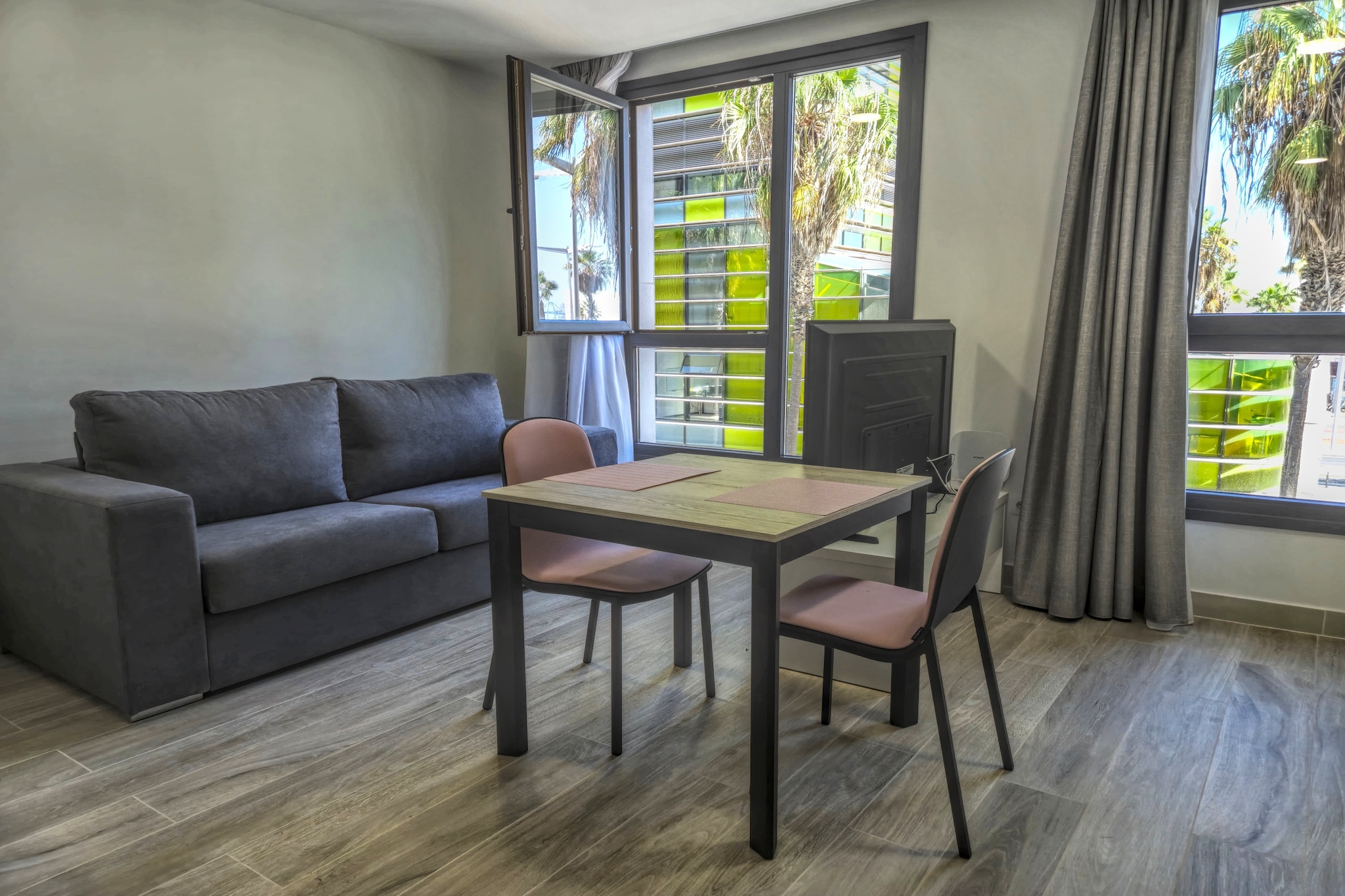 Yan Building 4A by CanariasGetaway-Salon