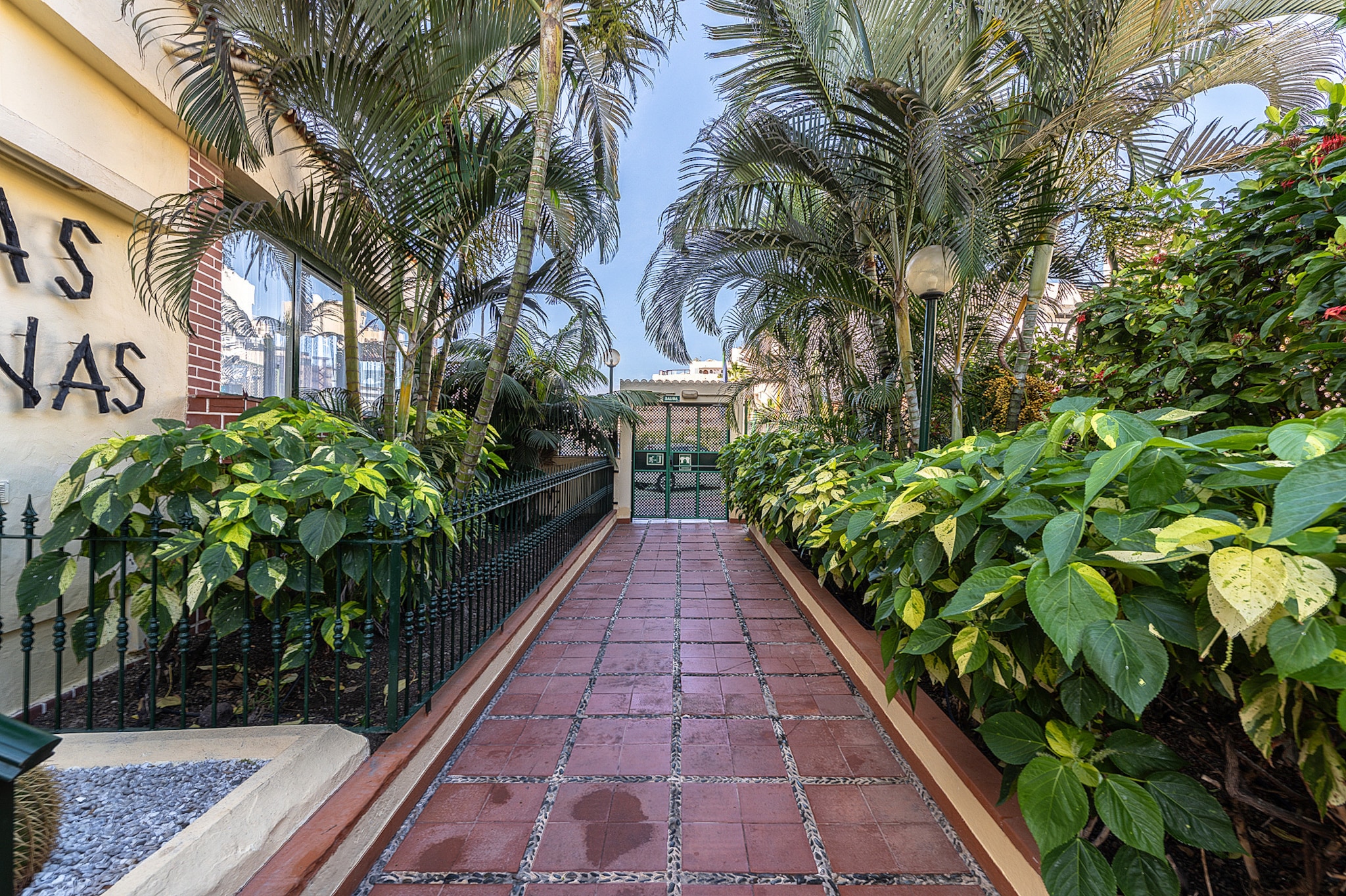 Beach View Apartment II-Buitenlucht