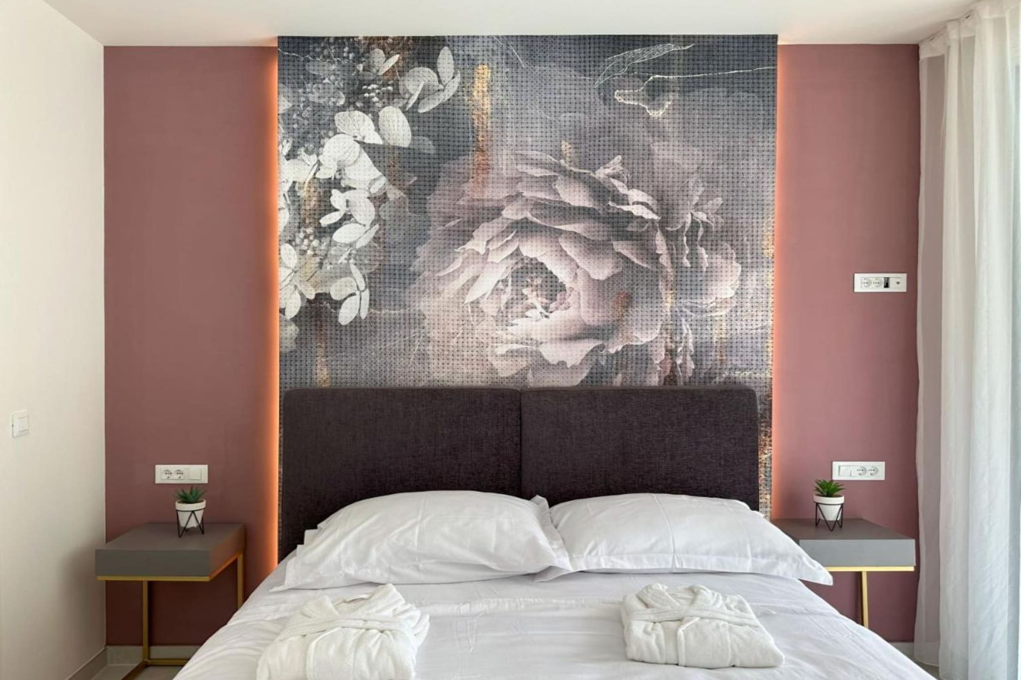 Leonarda Waterfront Residences- Three-Bedroom Penthouse  (The Riviera Three) -S3-Slaapkamer