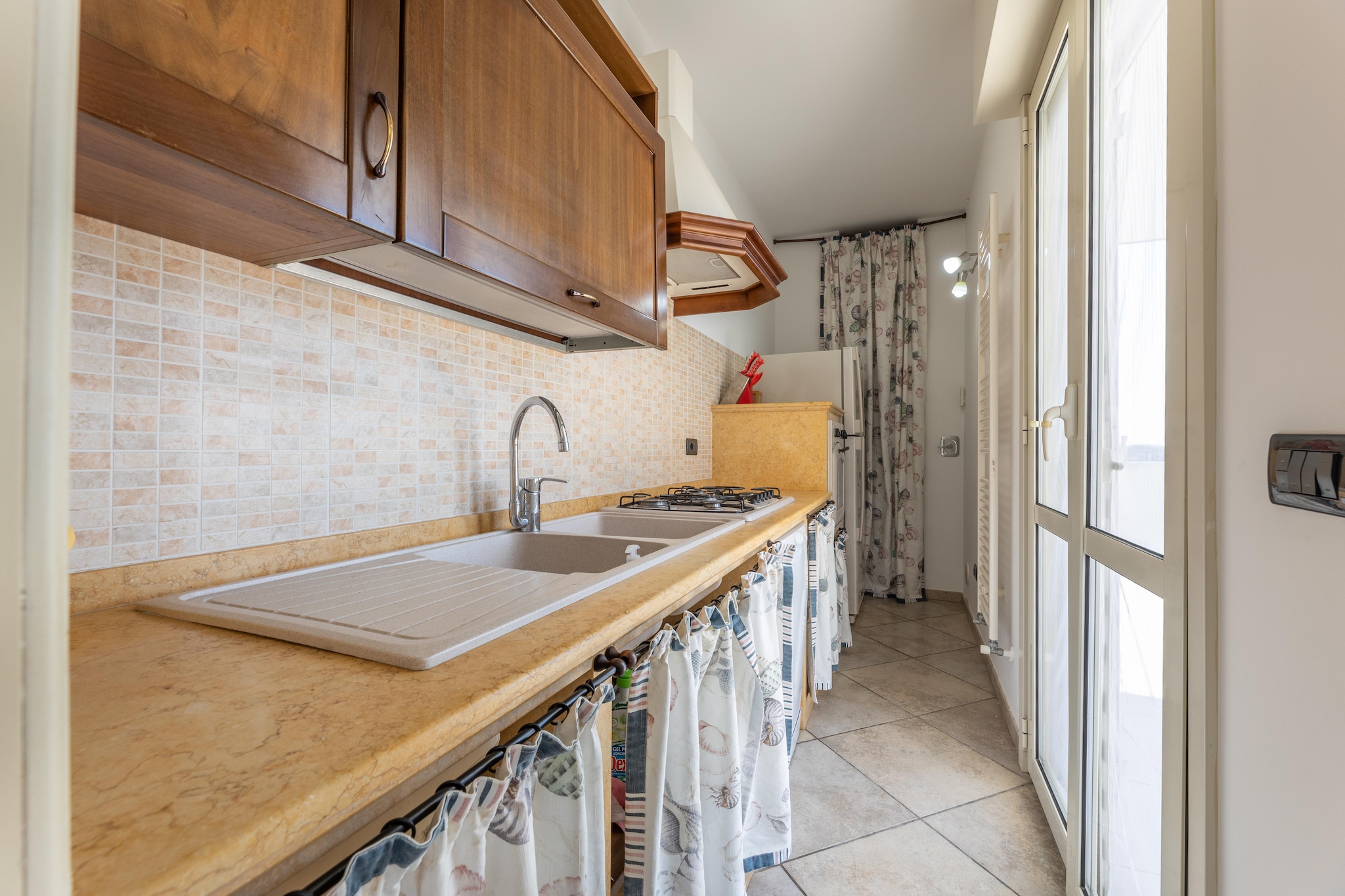 CVG 40-Kitchen