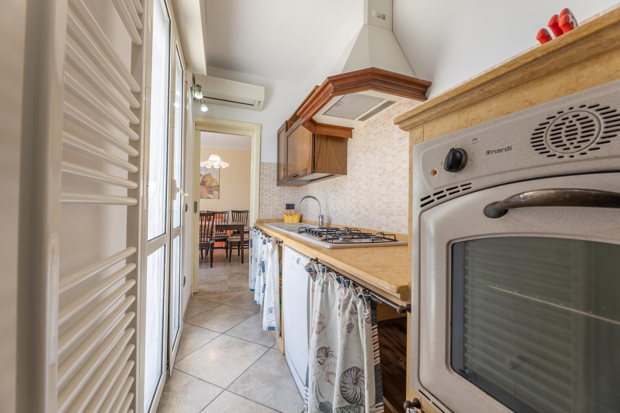 CVG 40-Kitchen