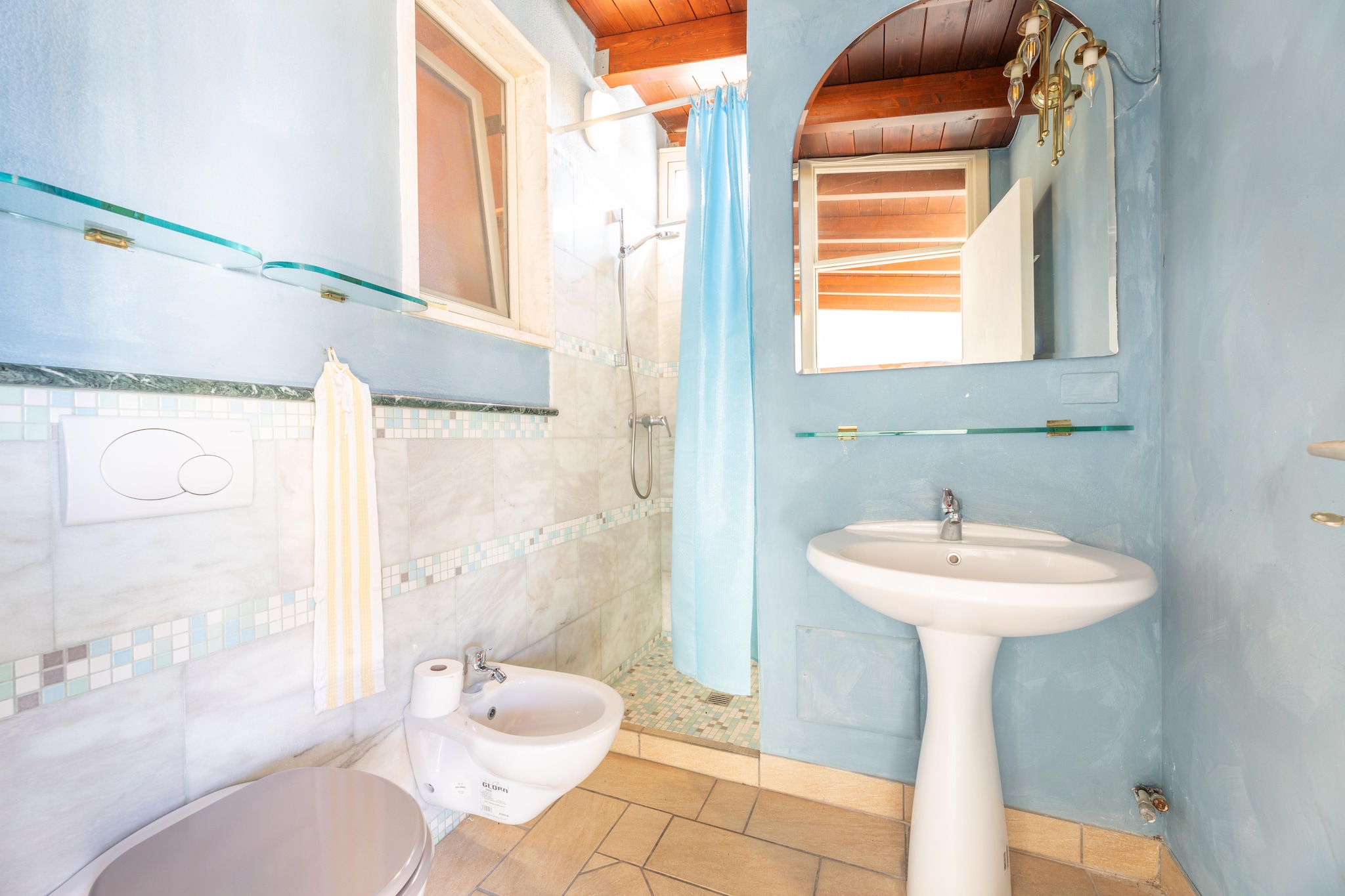 CVG 40-Bathroom