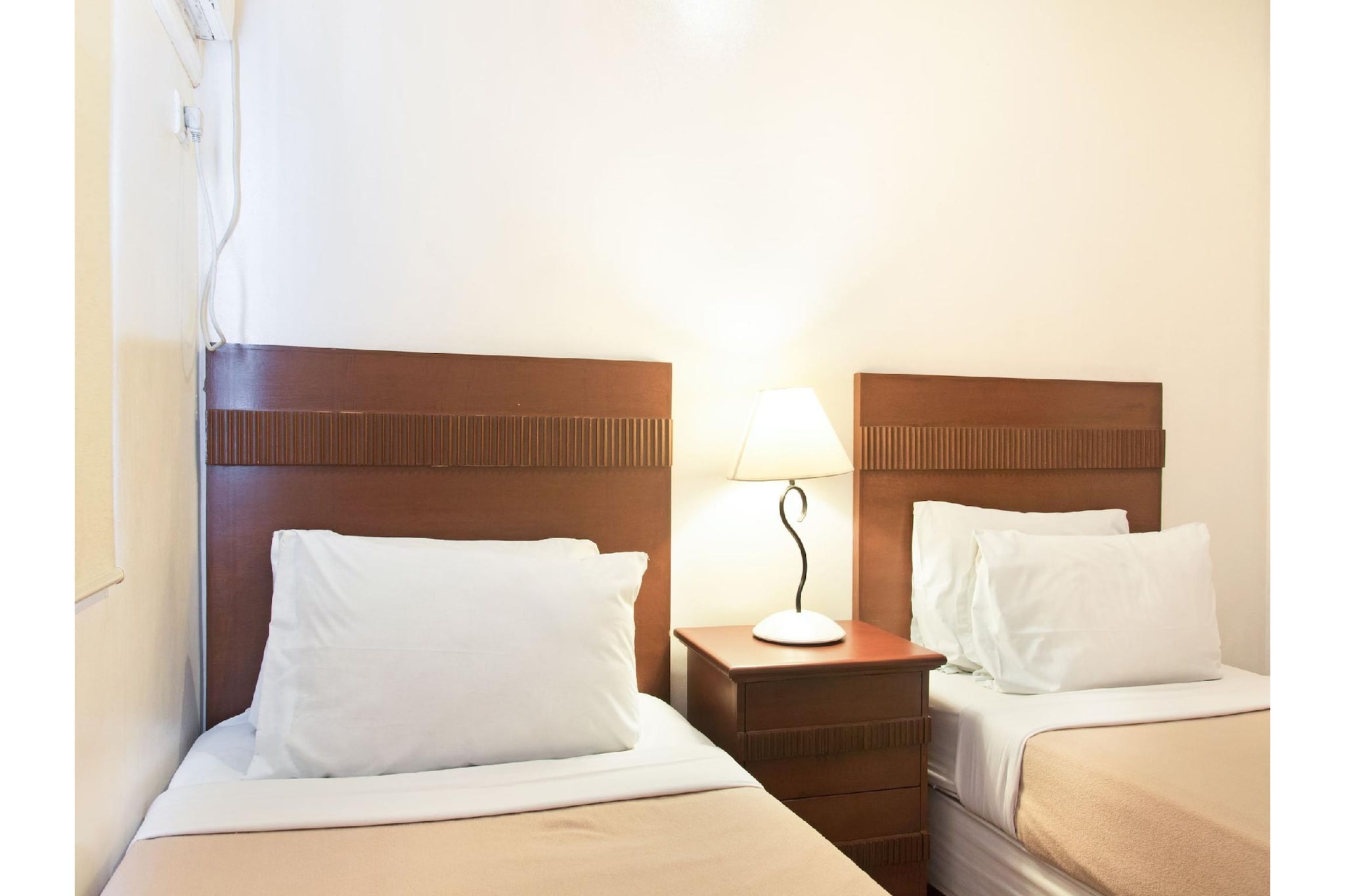 Ground floor: (bedroom(double bed, TV, seating area, air conditioning, telephone), bathroom(shower, toilet, bidet, Towels incl., shampoo, body soap))