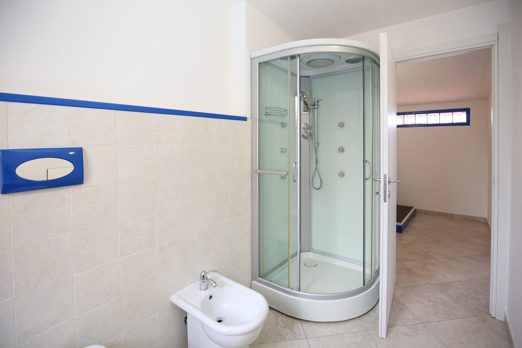 VILLA FABRIZIO-Badkamer