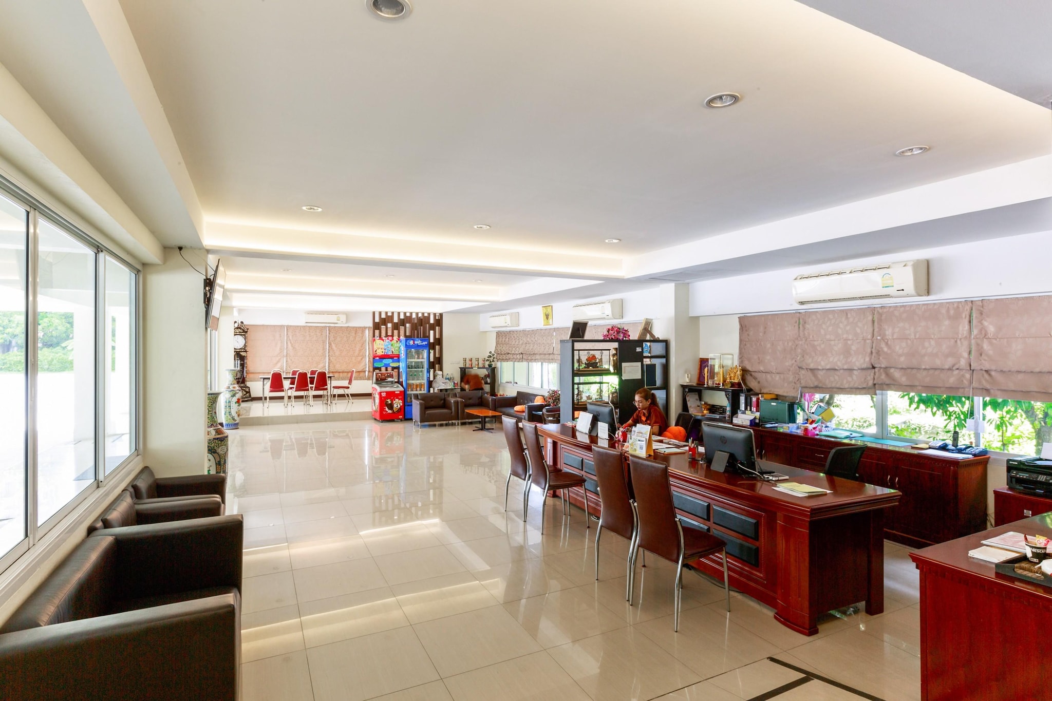 Spacious Family Escape | Thai Comfort at Vresotel