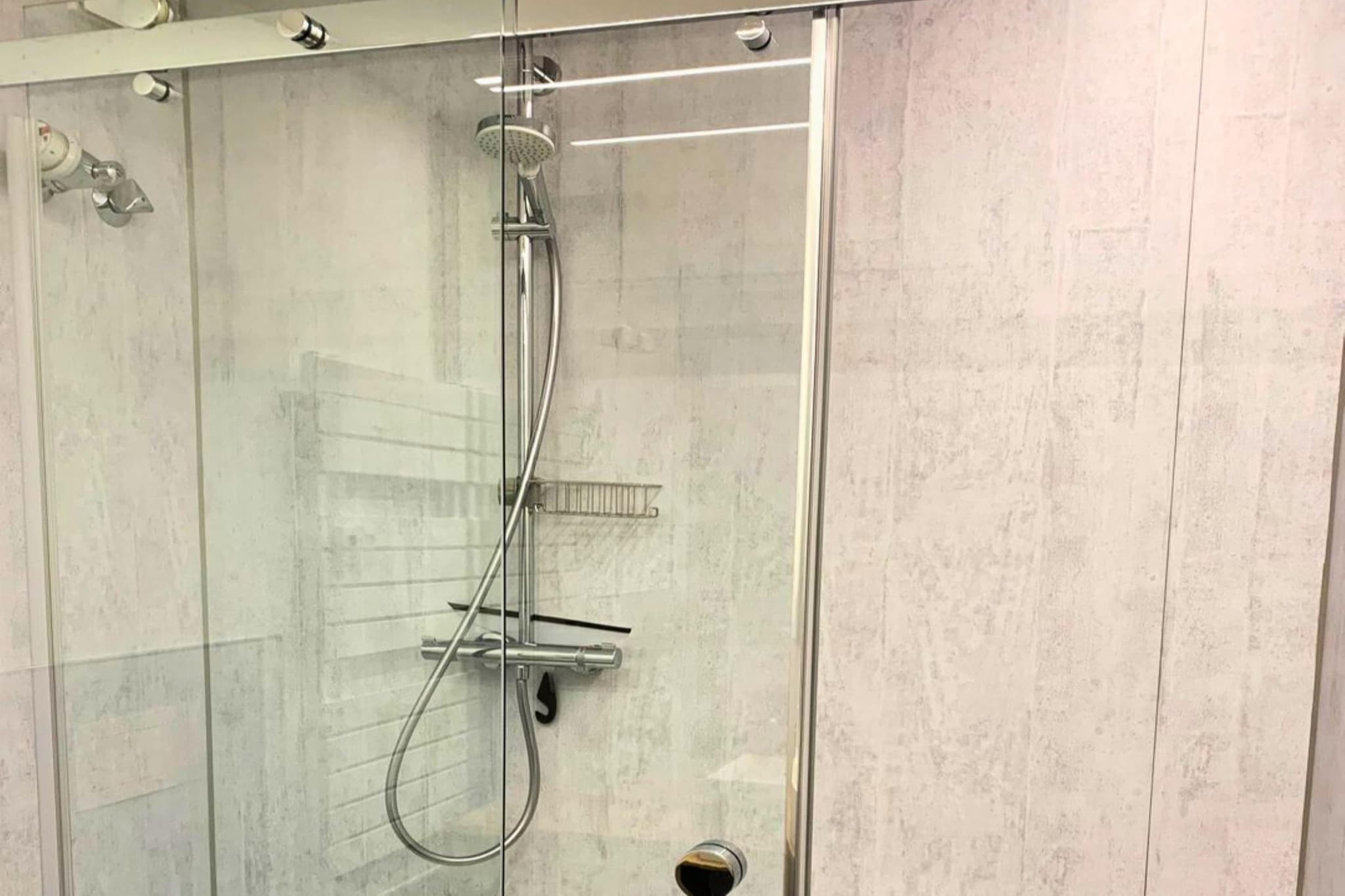 1SZ/4P Winterberg Appartement 21114-Badkamer