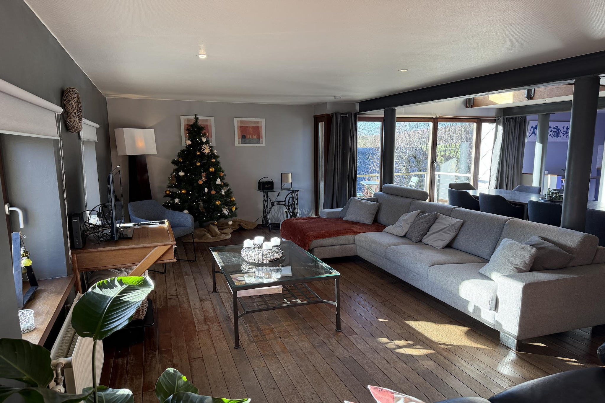 Les Terrasses-Living room