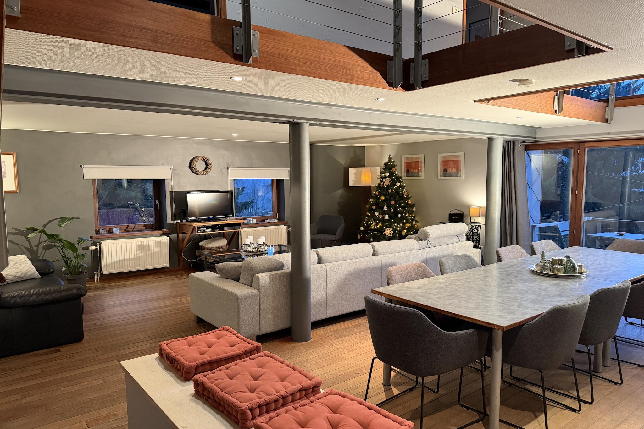 Les Terrasses-Dining room