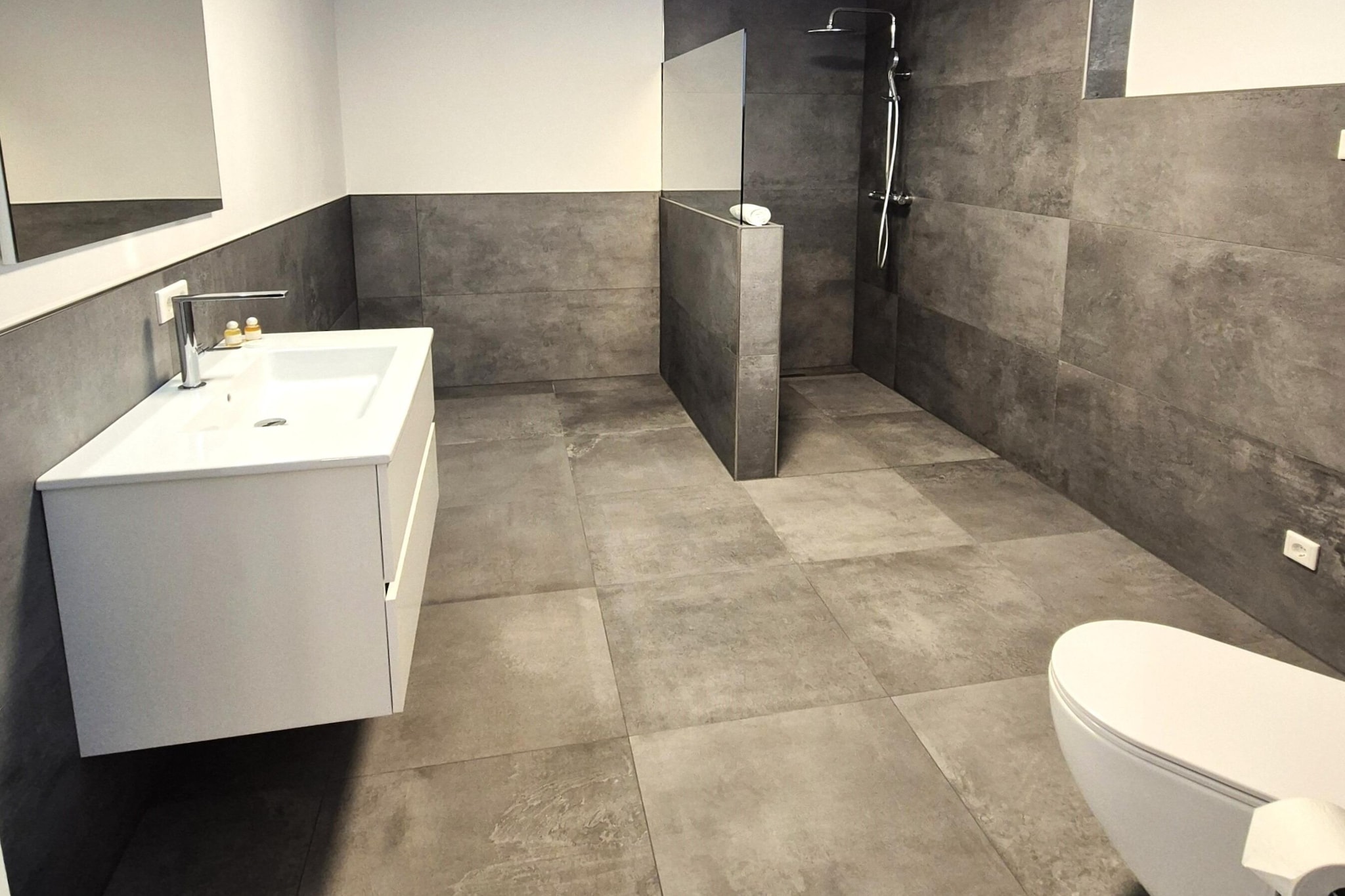 Winterberg Appartement 21136-Badkamer