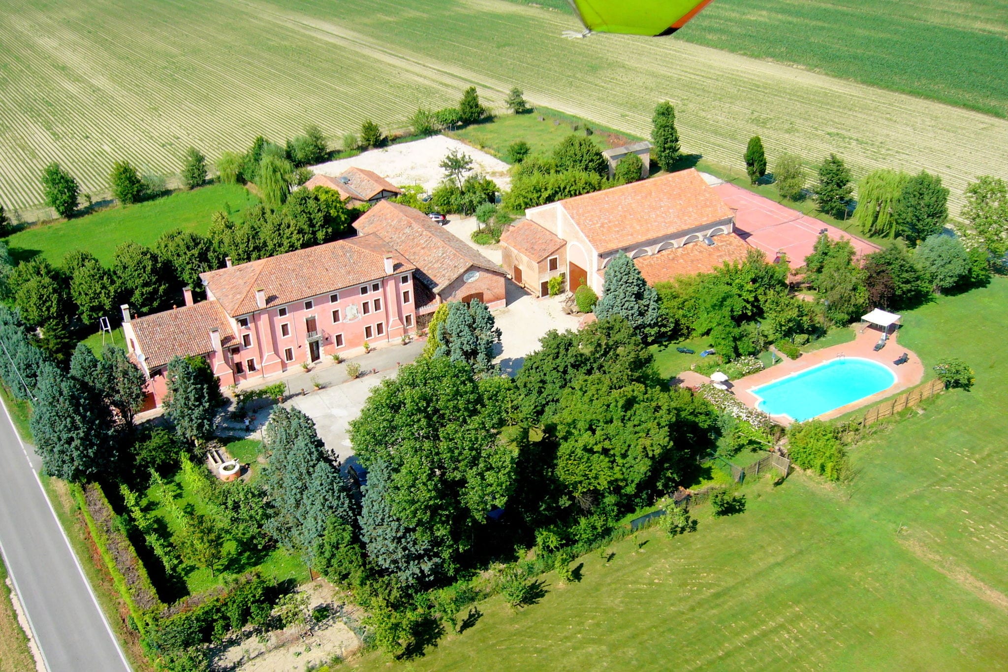 Appartement dans un domaine rural à Pontecchio Polesine avec piscine partagée