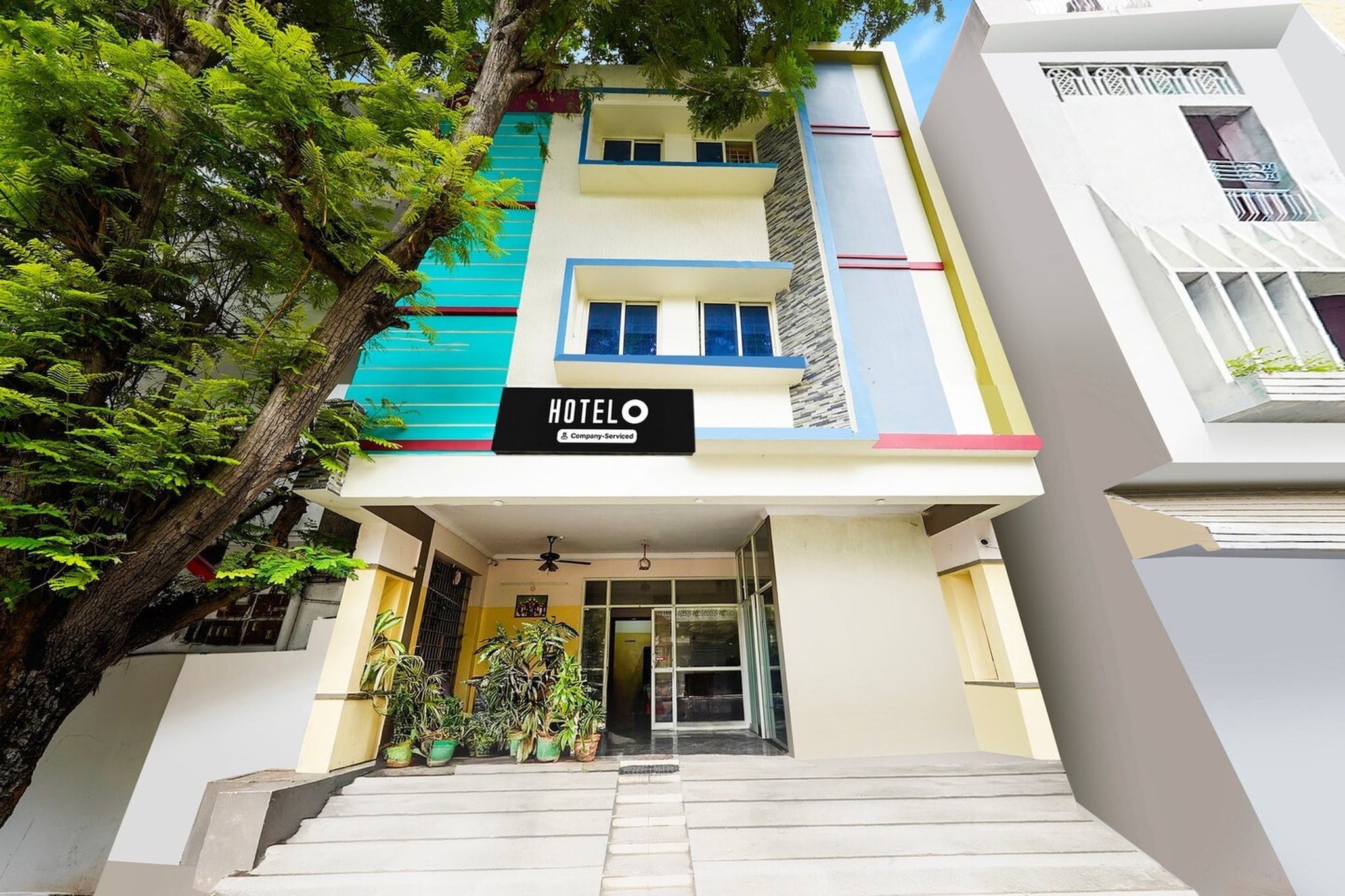 Hotel O Karakambadi Road Near Leela Mahal Circle