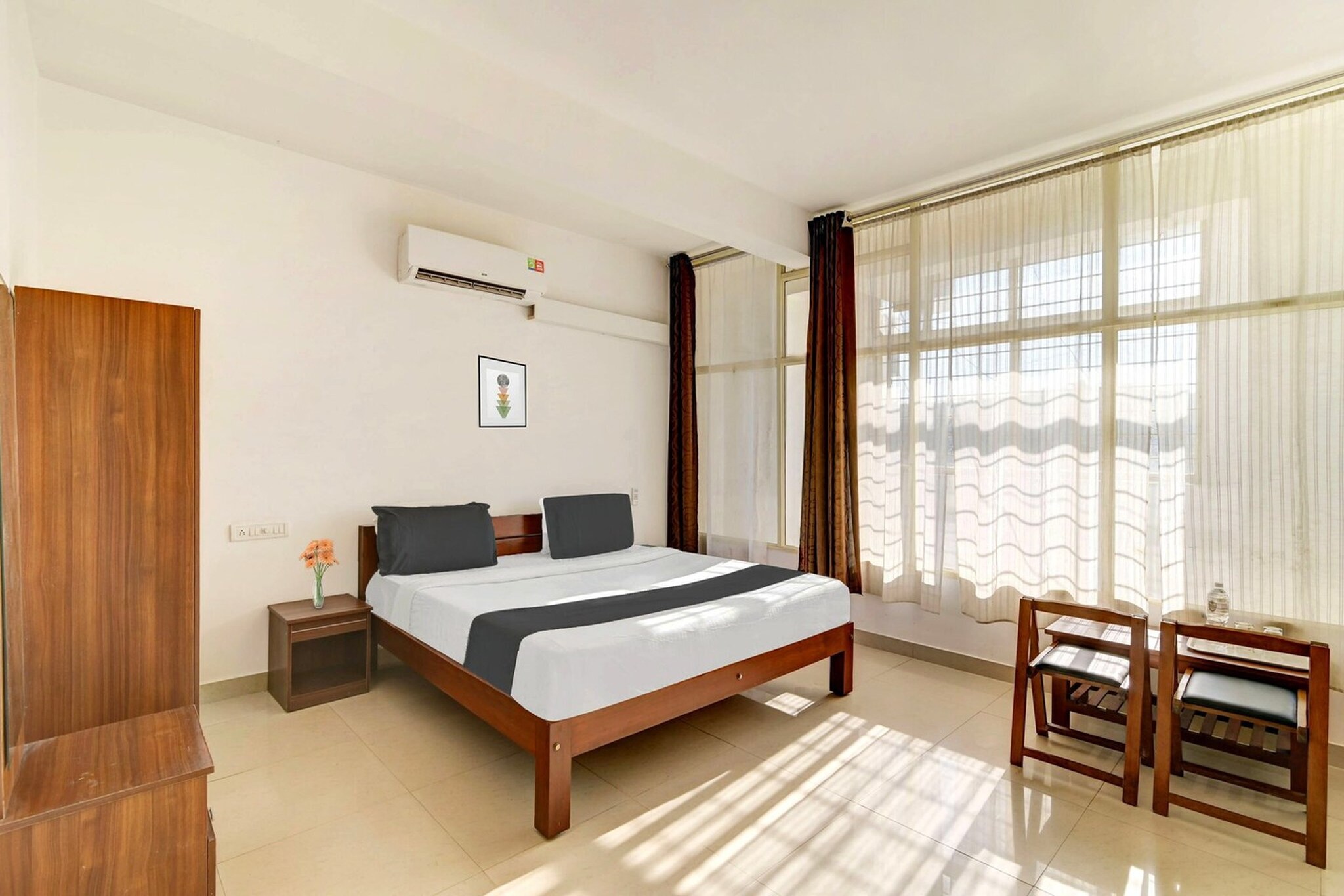 Comfortable Accommodations: Rooms feature air-conditioning, TV, and free WiFi throughout the property. Family rooms and amenities such as a lounge, elevator, and shared kitchen enhance guest comfort. Dining and Leisure: A family-friendly restaurant serves Indian cuisine for lunch and dinner. The bar pro vides a relaxing space for guests to unwind.
Unmarried couples are warmly welcome at this property.
Guests with local ID proof are warmly welcome.
Early Check-In Policy: A full day’s room rate will be charged for check-ins before 6:00 AM. Complimentary early check-in is available between 6:00 AM and 10:00 AM, subject to room availability.
Check-in is only available to guests aged 18 and above. Please provide a government-issued ID to confirm your age.