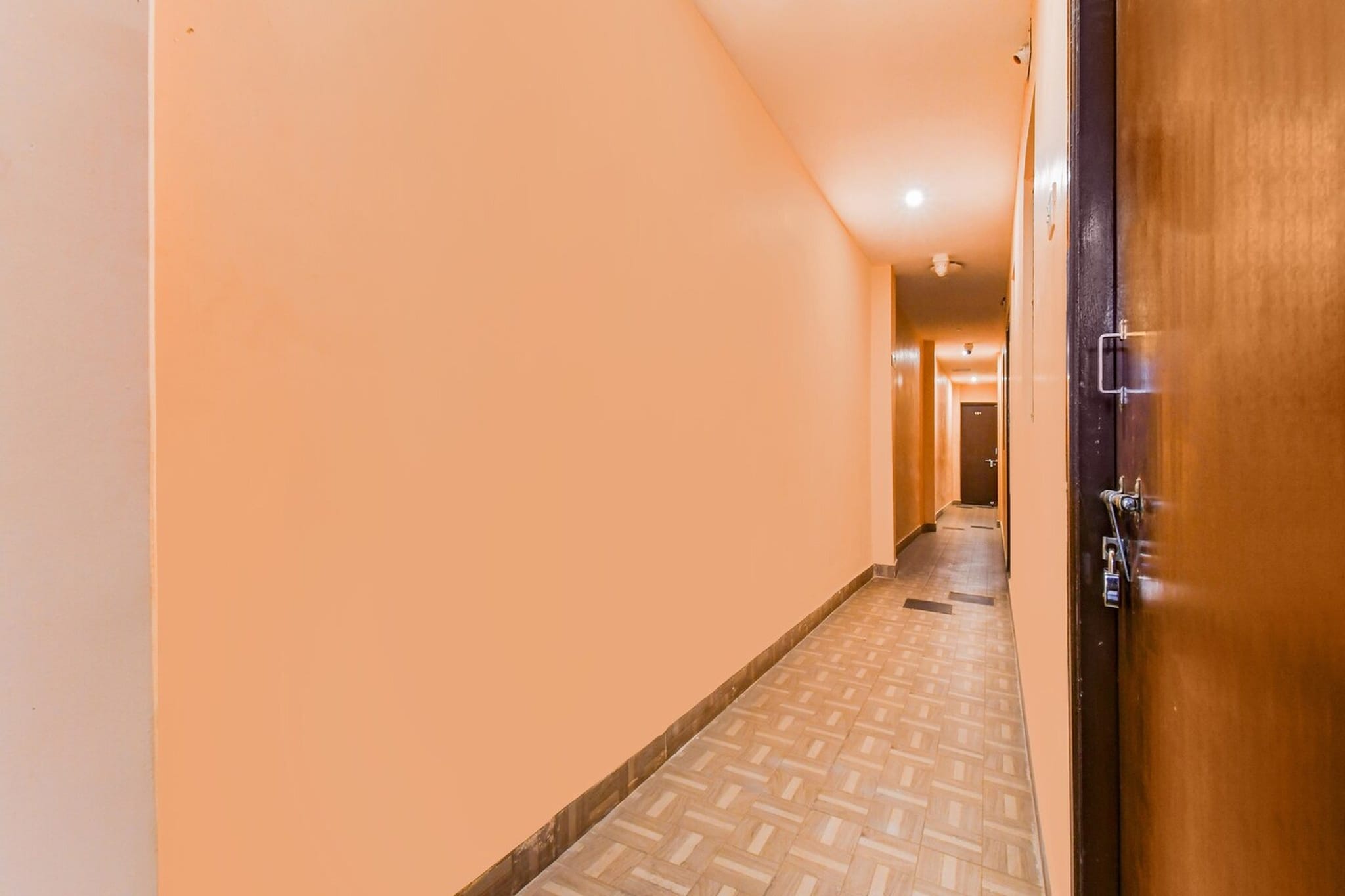 Super Hotel O Dakshin Dwar