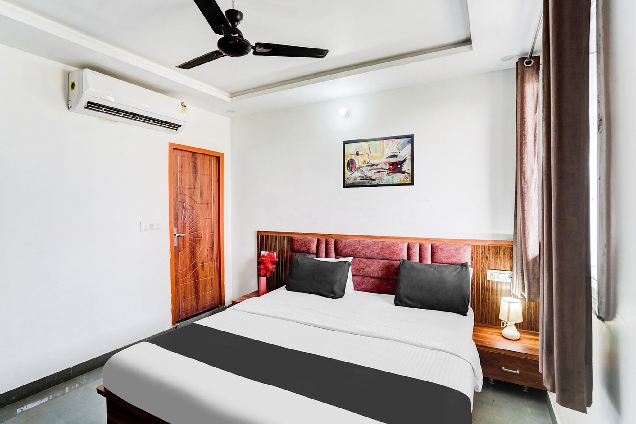Hotel O Sunrakh Road Vrindavan