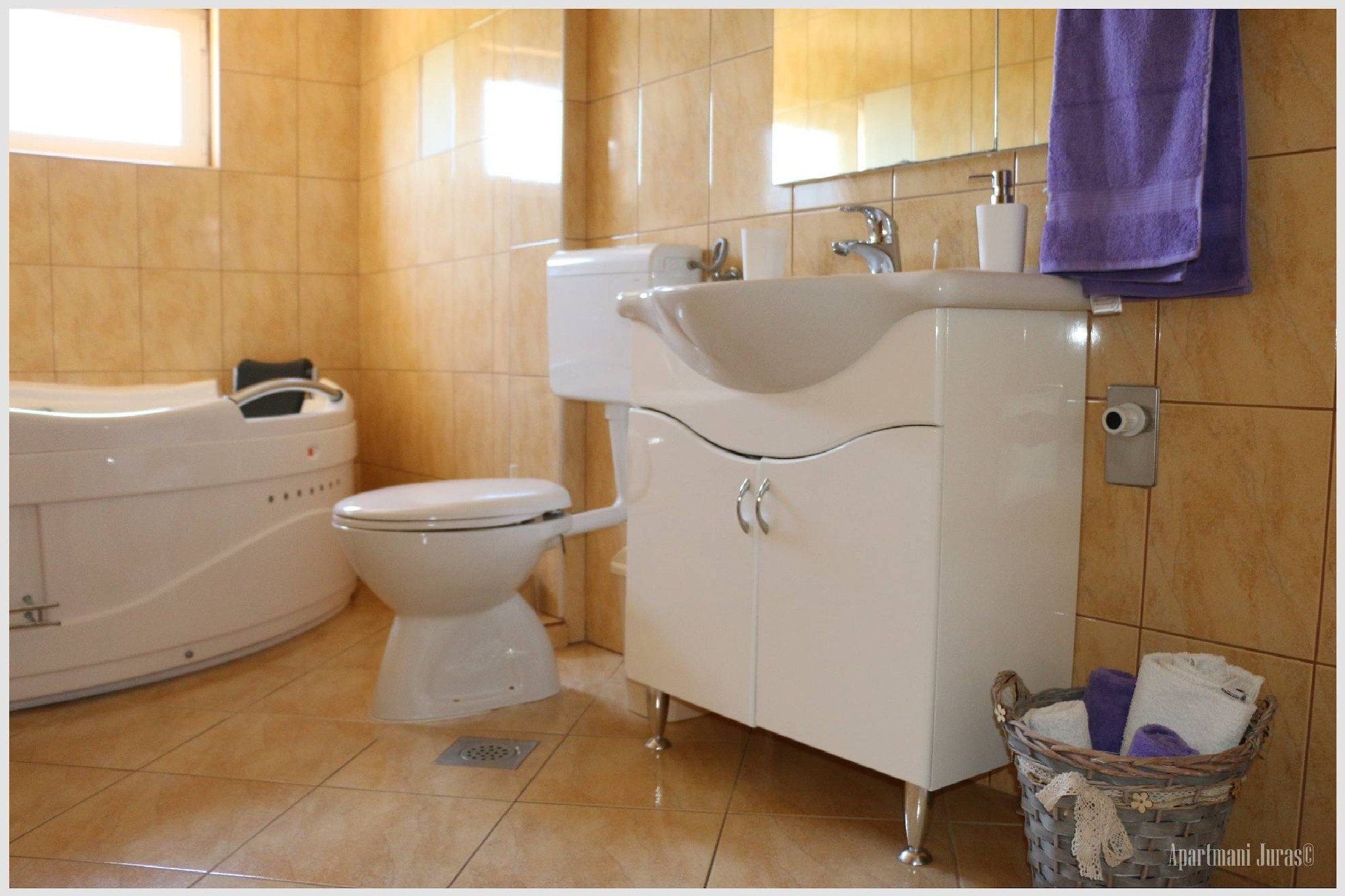 Apartments Juras - Two Bedroom Apartment with Sea View (David)-Bathroom