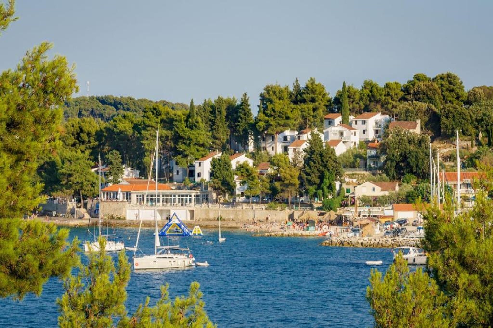 Lumbarda Resort Apartments - Comfort One Bedroom Apartment  B1-Ambiente