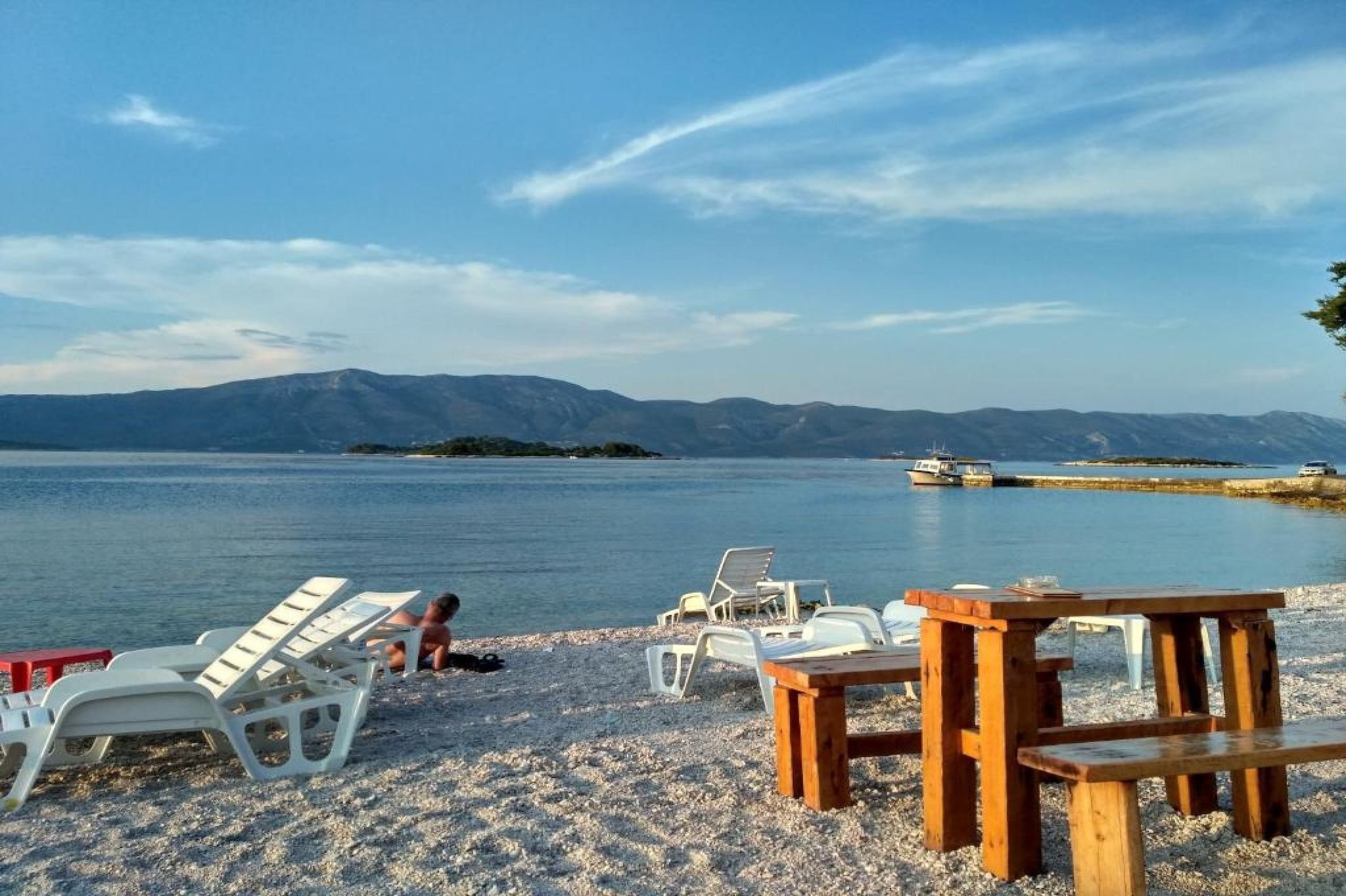 Lumbarda Resort Apartments - Superior Two bedroom Apartment with Mountain View  E1-Atmosphere