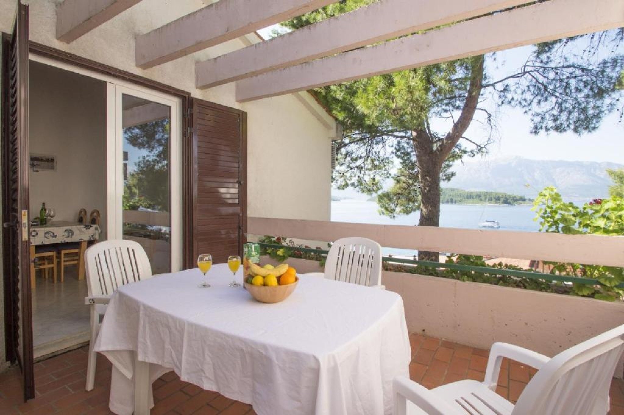 Lumbarda Resort Apartments - Standard One-Bedroom Apartment E7-Terrassenbalkon