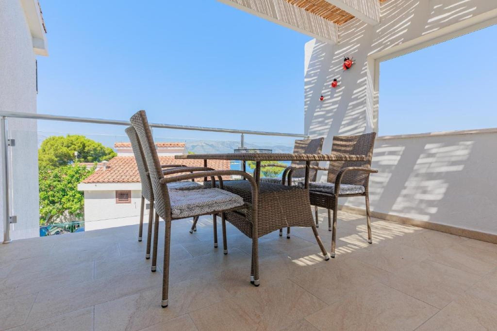 Lumbarda Resort Apartments - Superior One bedroom Apartment E6-Terrassenbalkon