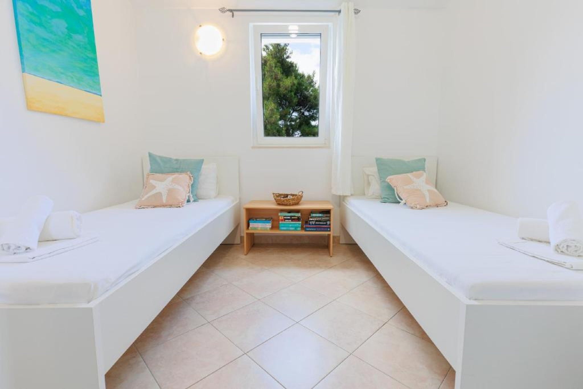 Lumbarda Resort Apartments - Comfort Two-Bedroom Apartment F5