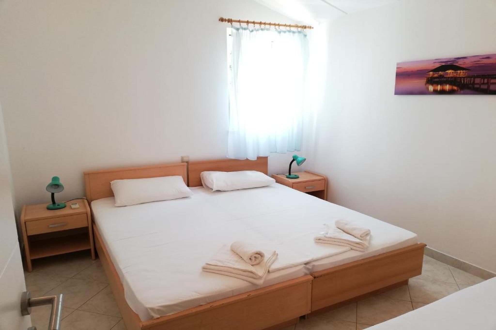 Lumbarda Resort Apartments -Comfort Two-Bedroom Apartment F7-Badezimmer