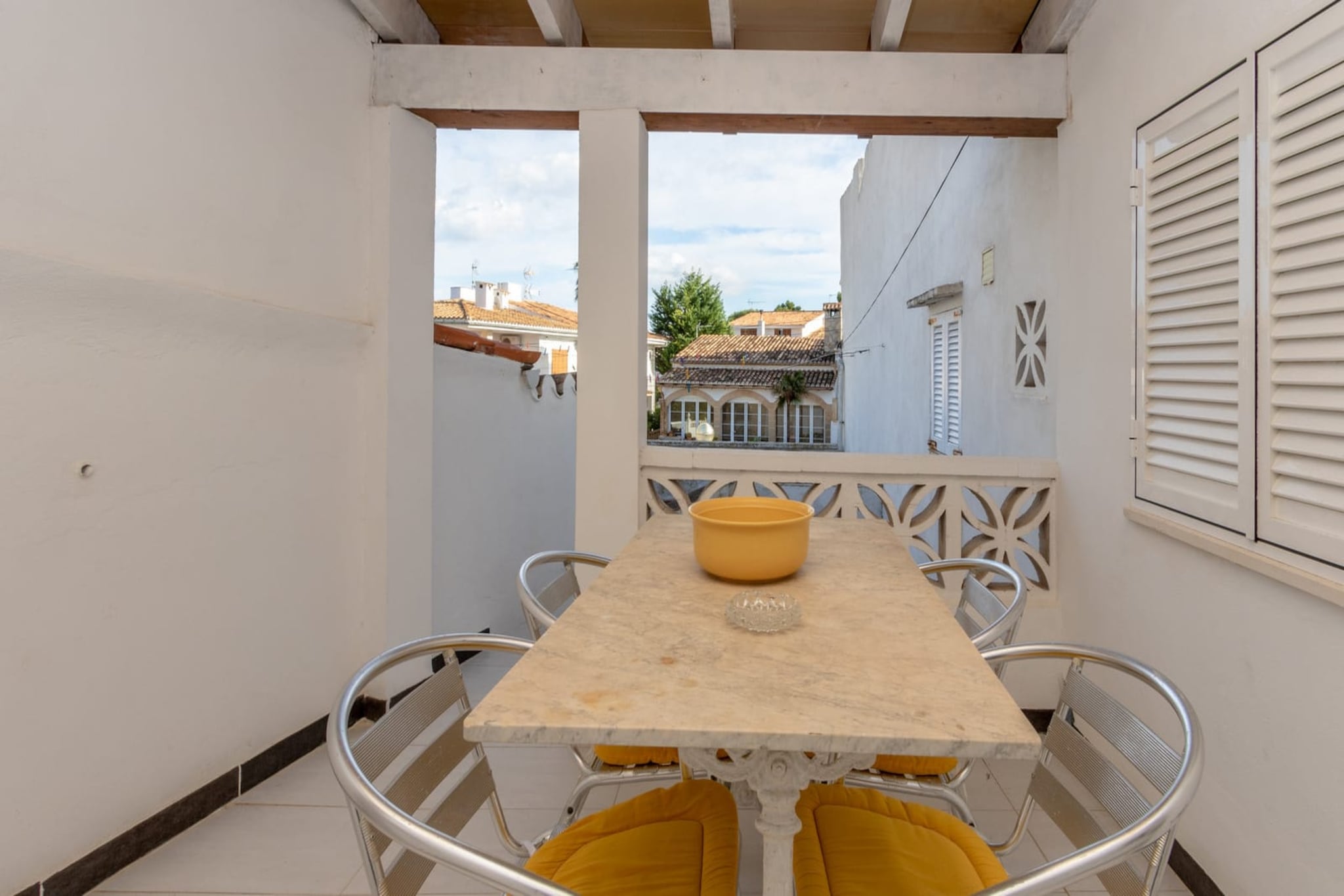Apartment Voramar Al-Eetkamer