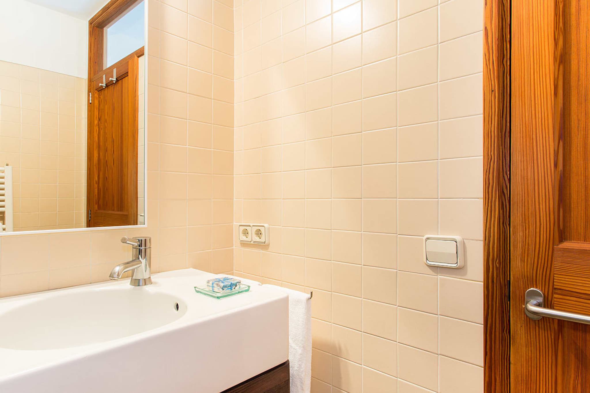 Town House Esglesi03-Salle de bain