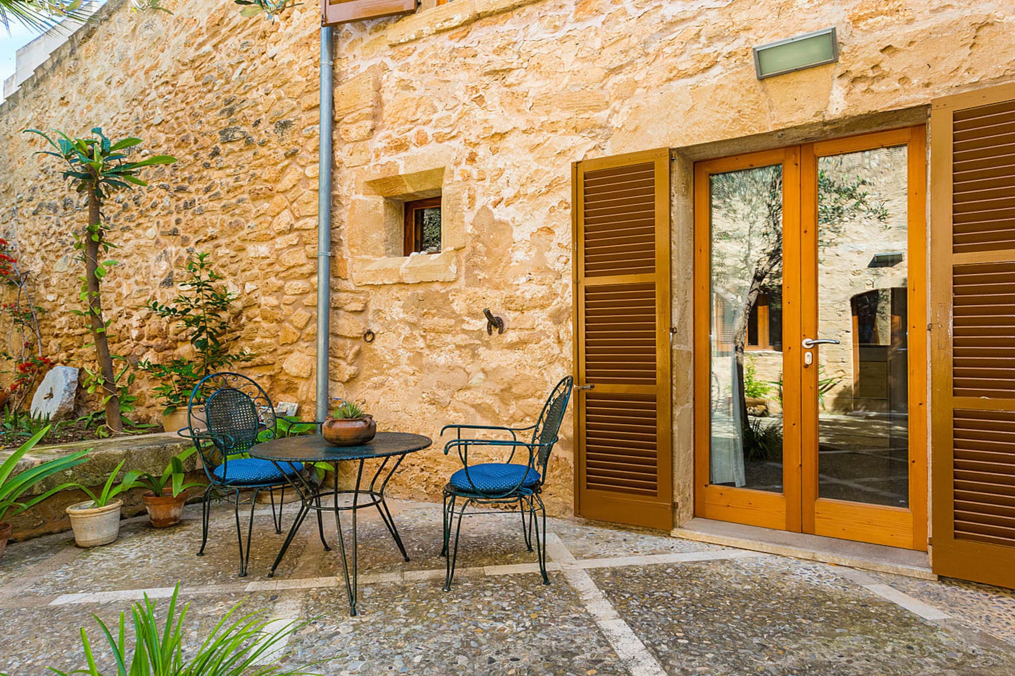 Town House Esglesi03-Balcon-terrasse
