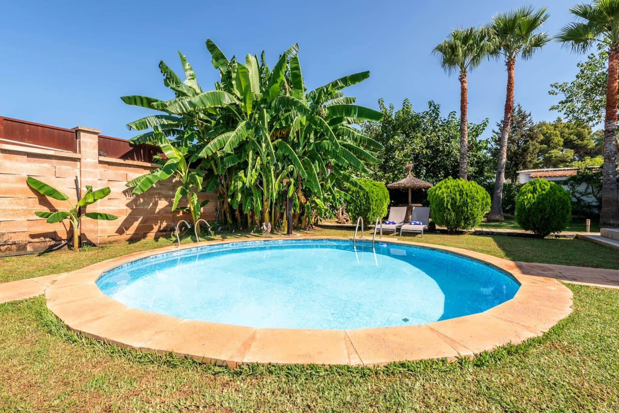 Villa Almez in Mar22