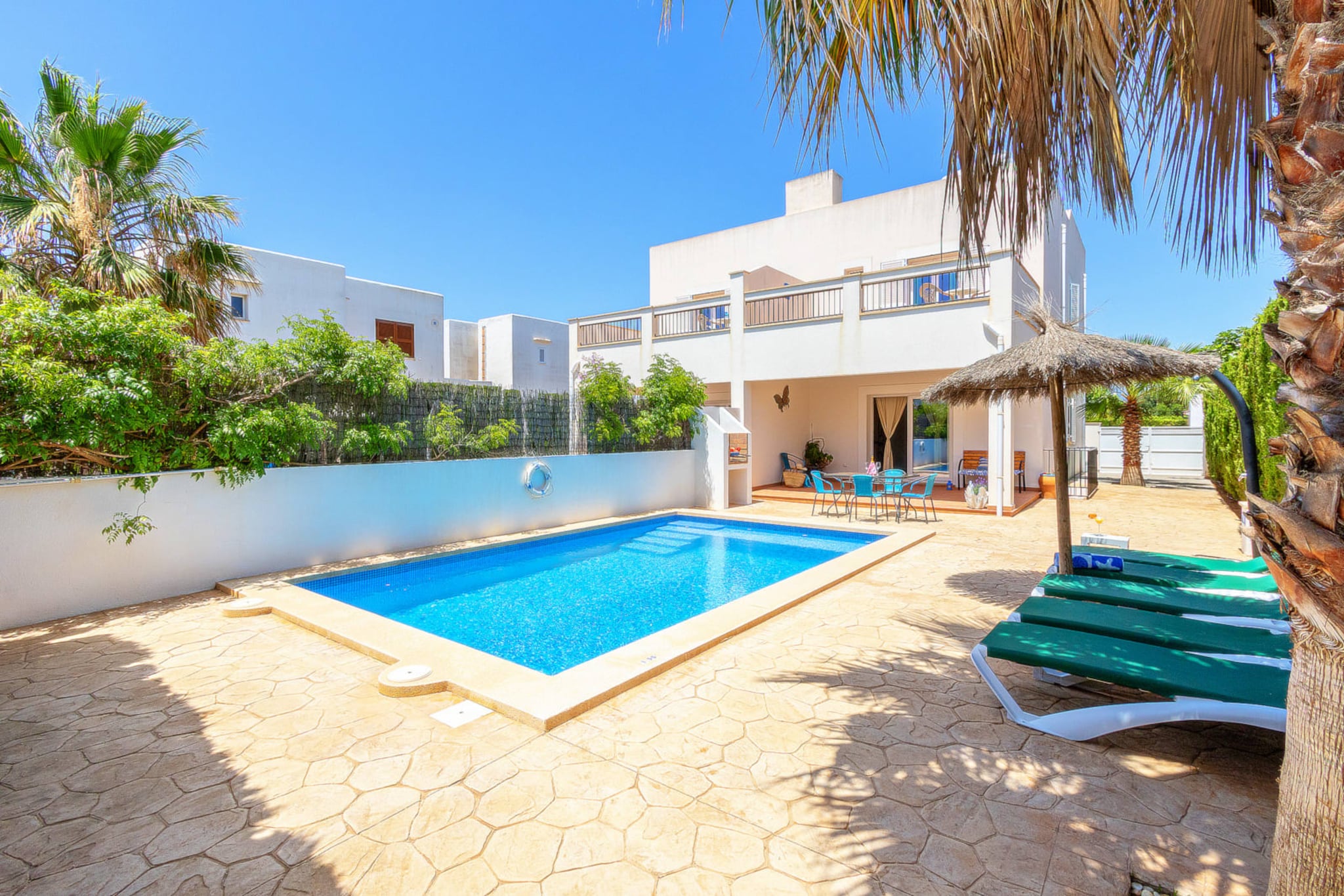 Villa Lagoa in Calf4-Pool
