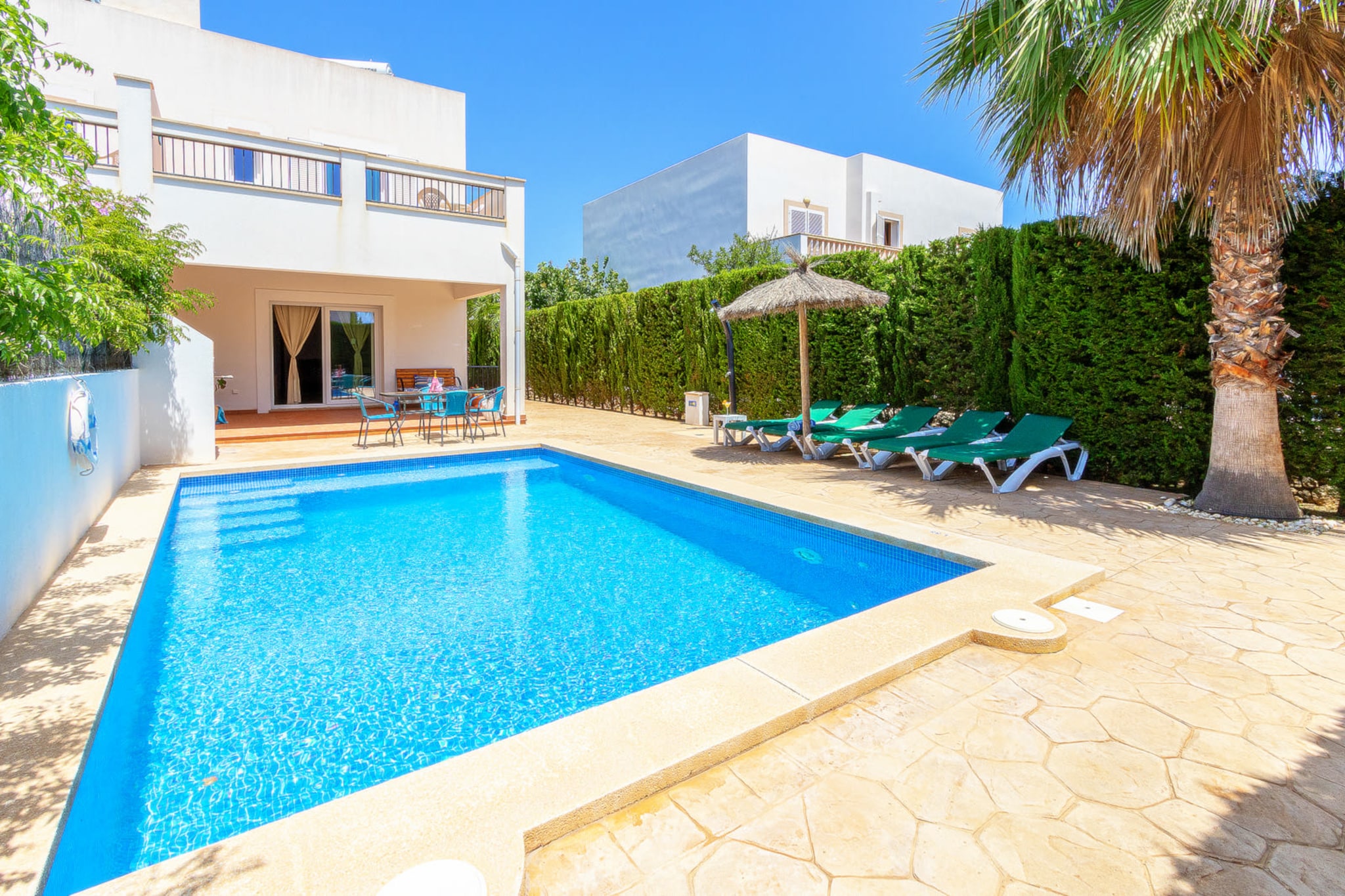 Villa Lagoa in Calf4-Pool