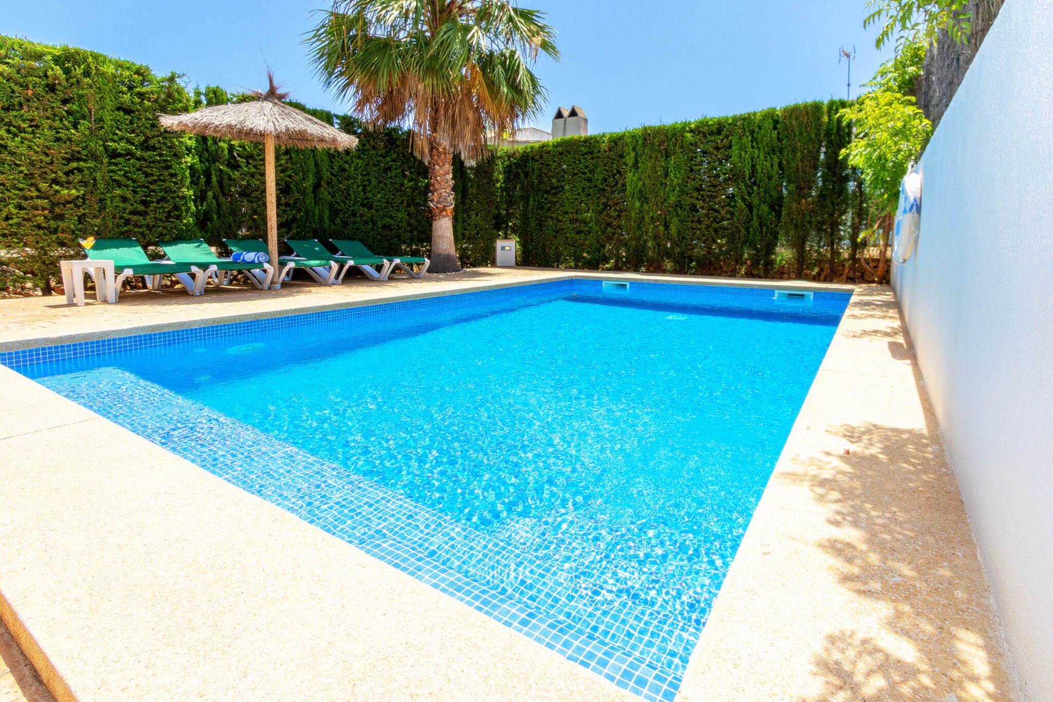 Villa Lagoa in Calf4-Pool