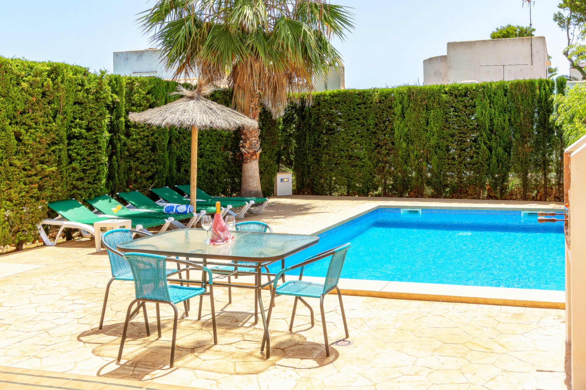 Villa Lagoa in Calf4-Pool
