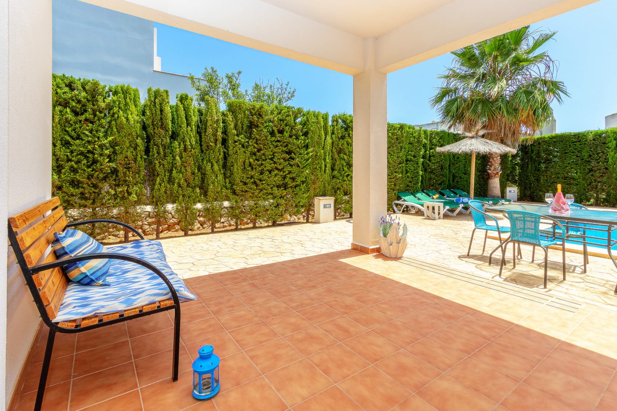 Villa Lagoa in Calf4-Terrace balcony