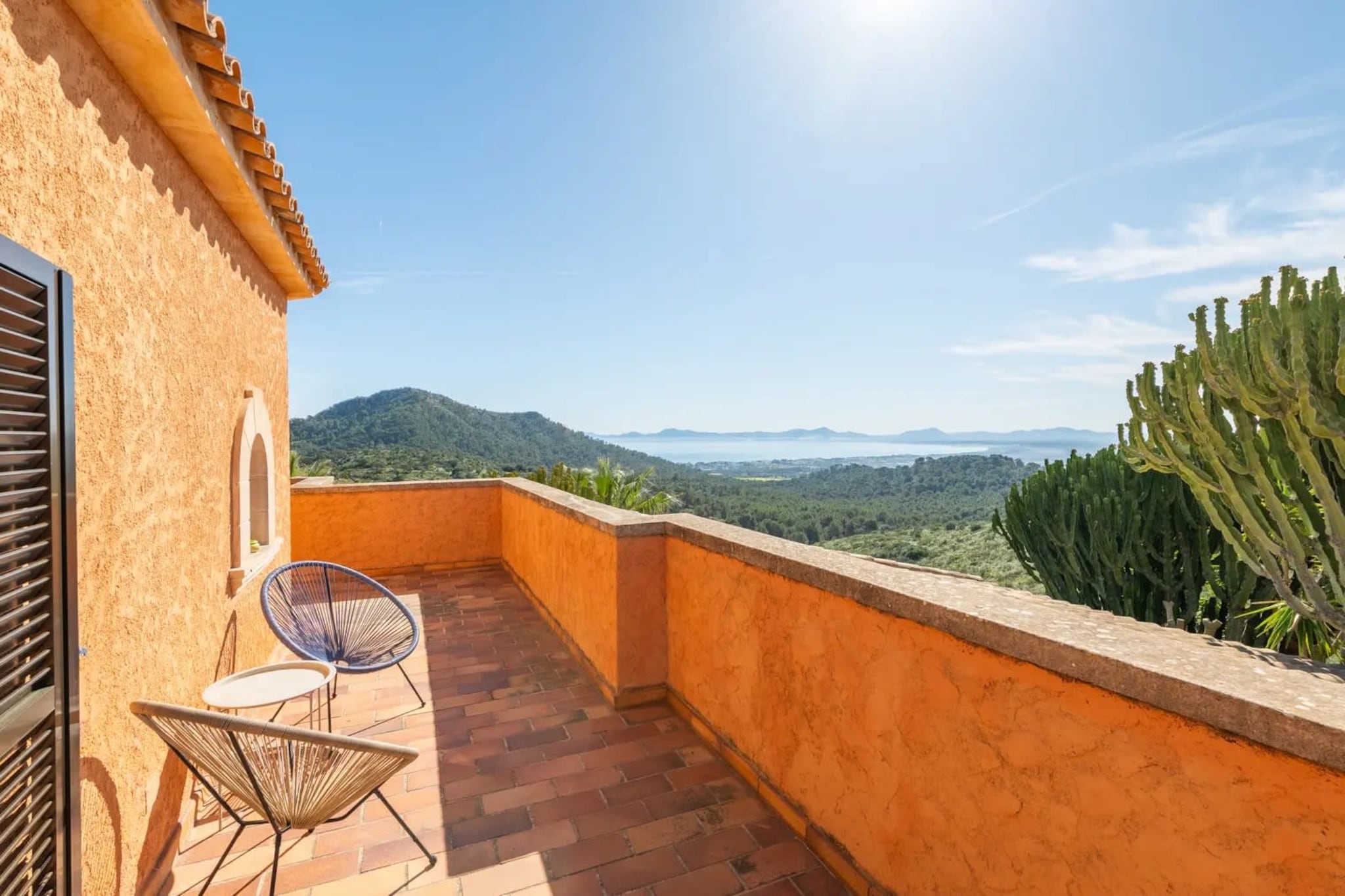 Villa Oscols in Aldf-Terrassenbalkon