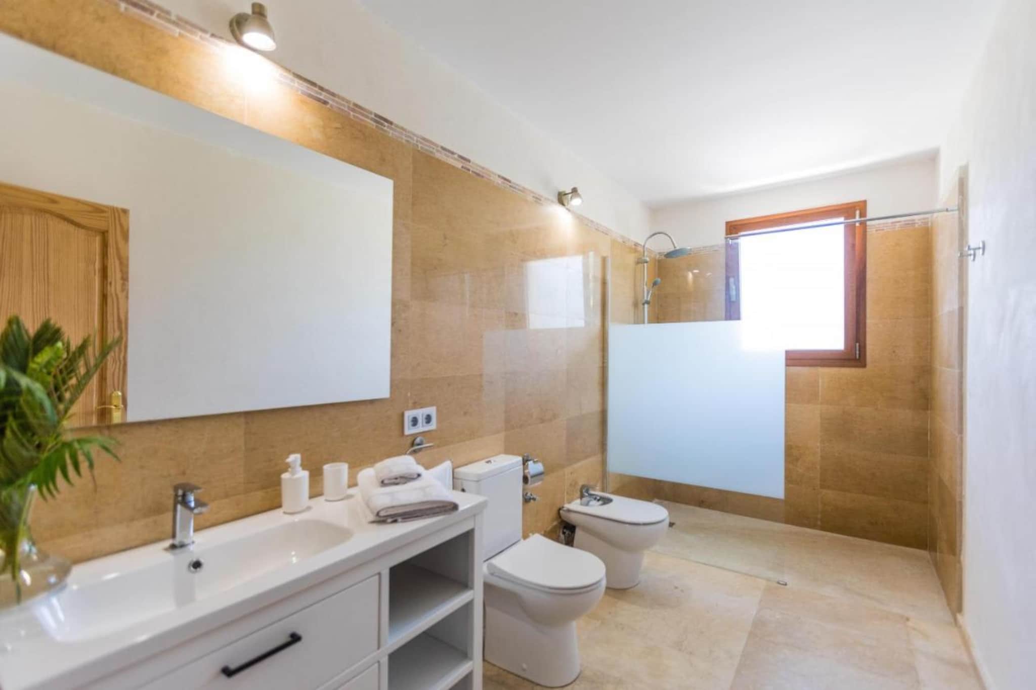 Villa Son Vent in 87-Badezimmer
