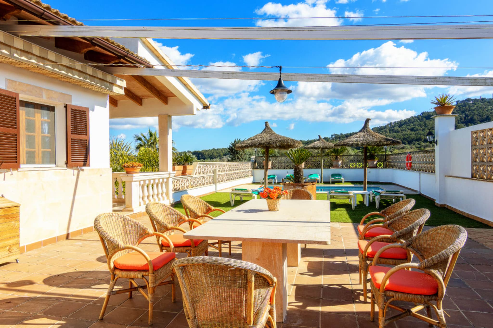 Villa Barbara in Pet-Balcon-terrasse