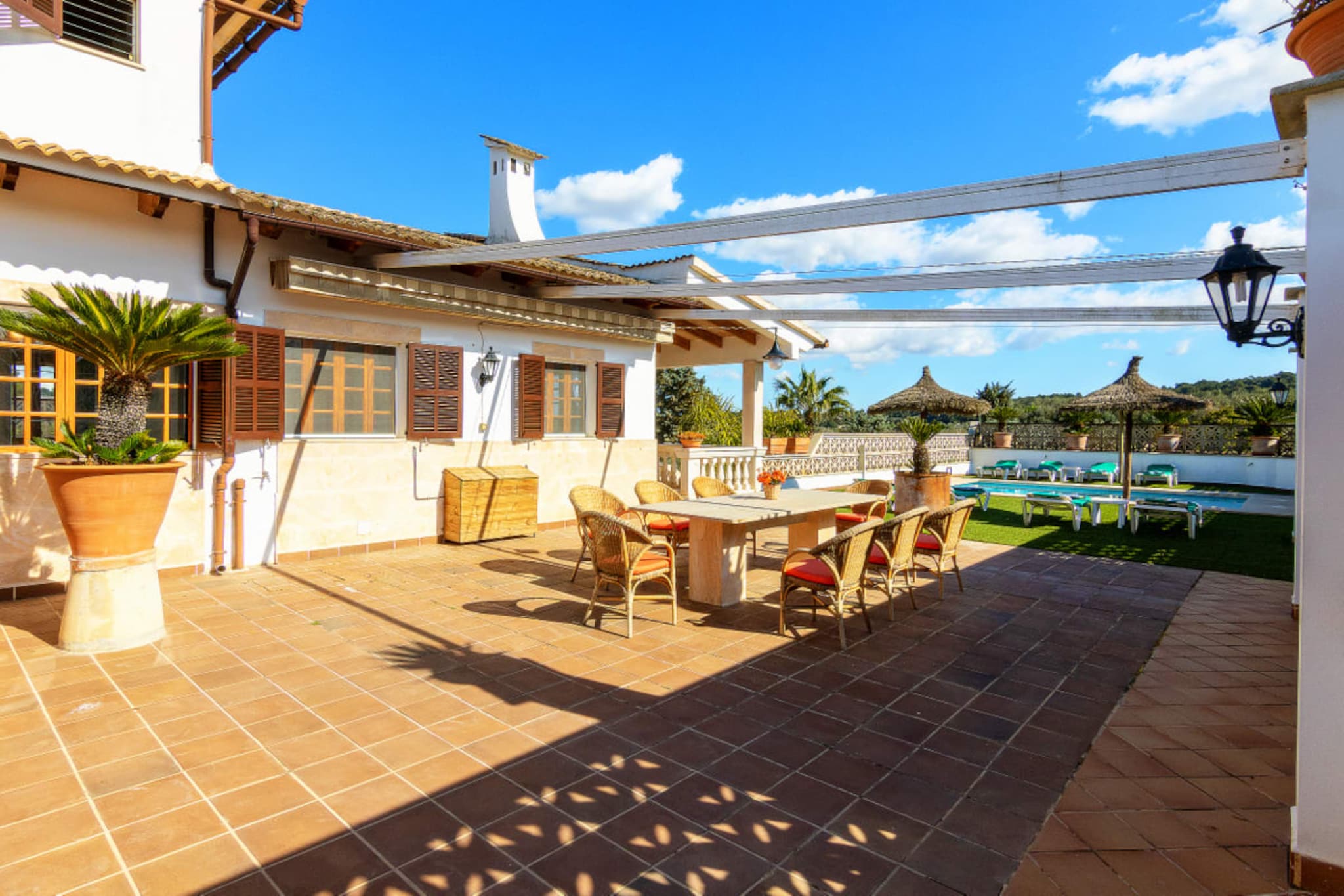 Villa Barbara in Pet-Balcon-terrasse