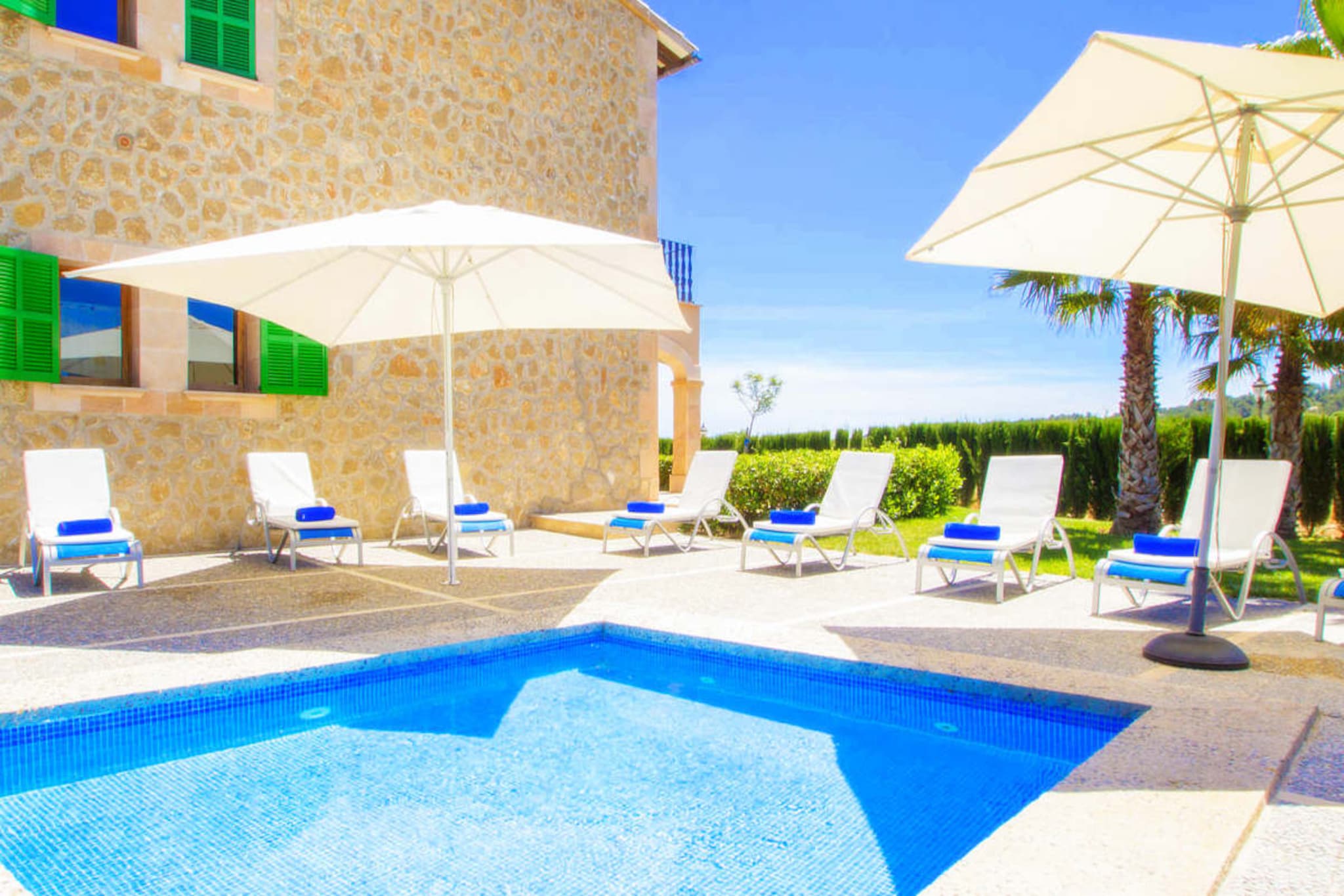 Villa Palmeral in Pe-Pool