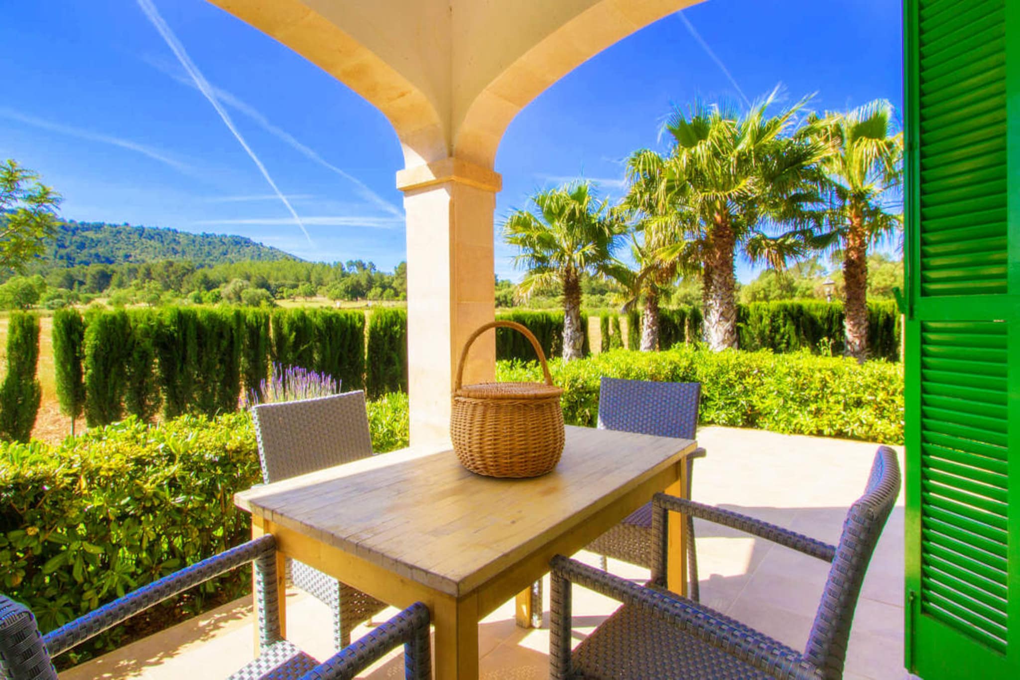 Villa Palmeral in Pe-Terrace balcony