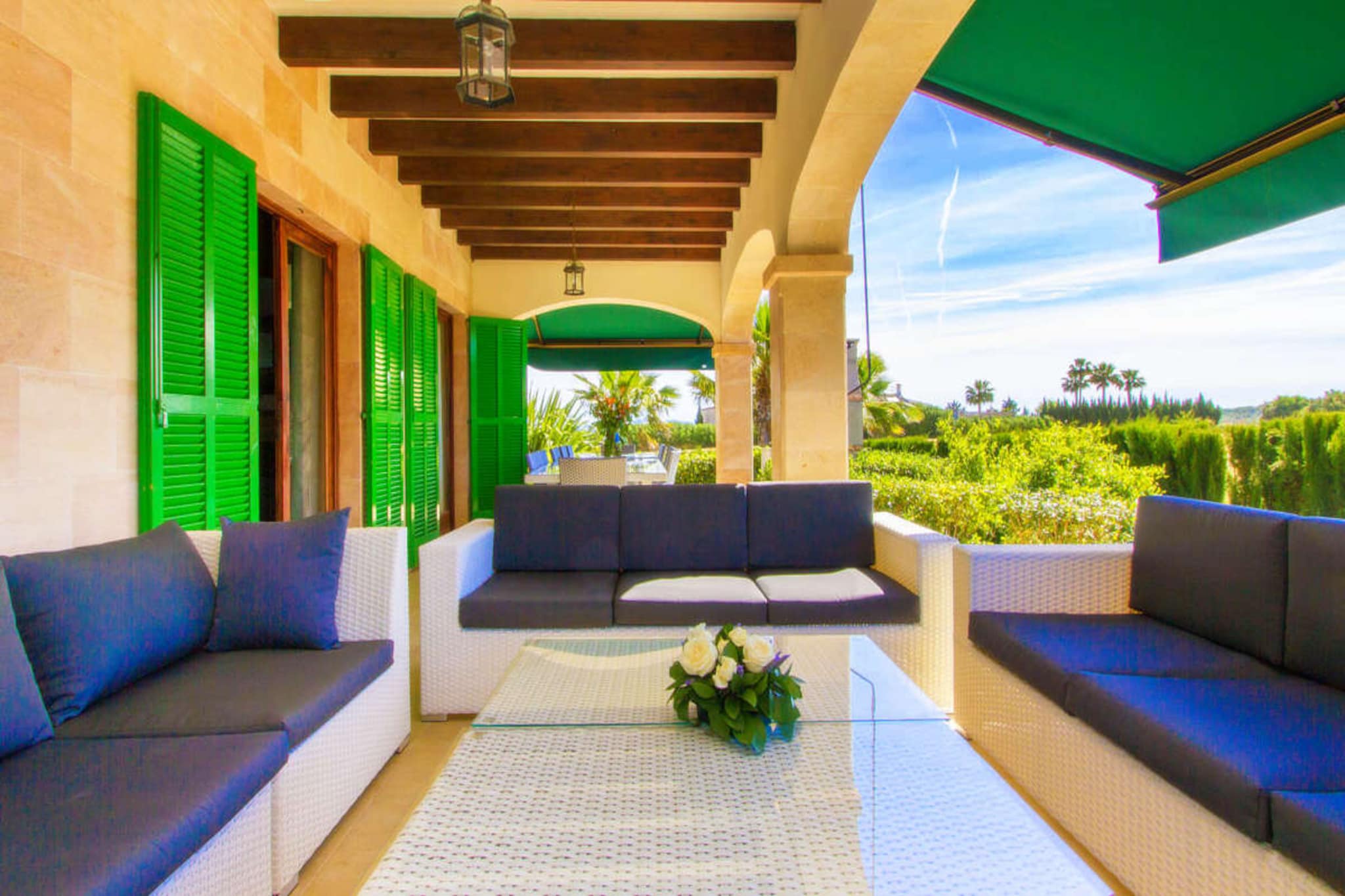 Villa Palmeral in Pe-Terrace balcony
