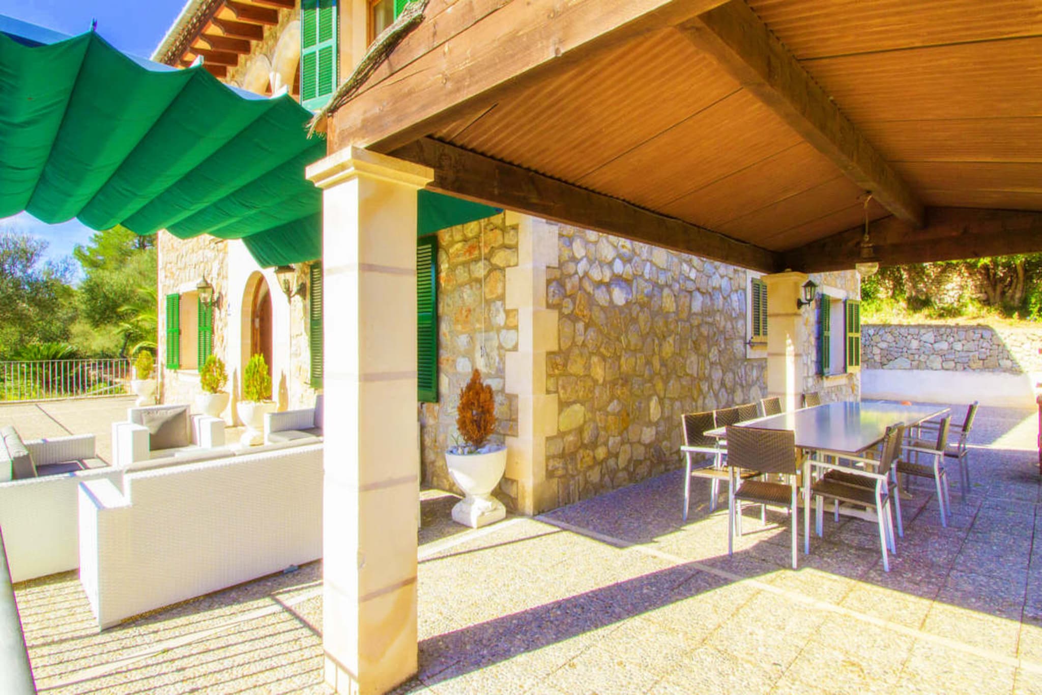 Villa Son Capellet i-Terrasbalkon