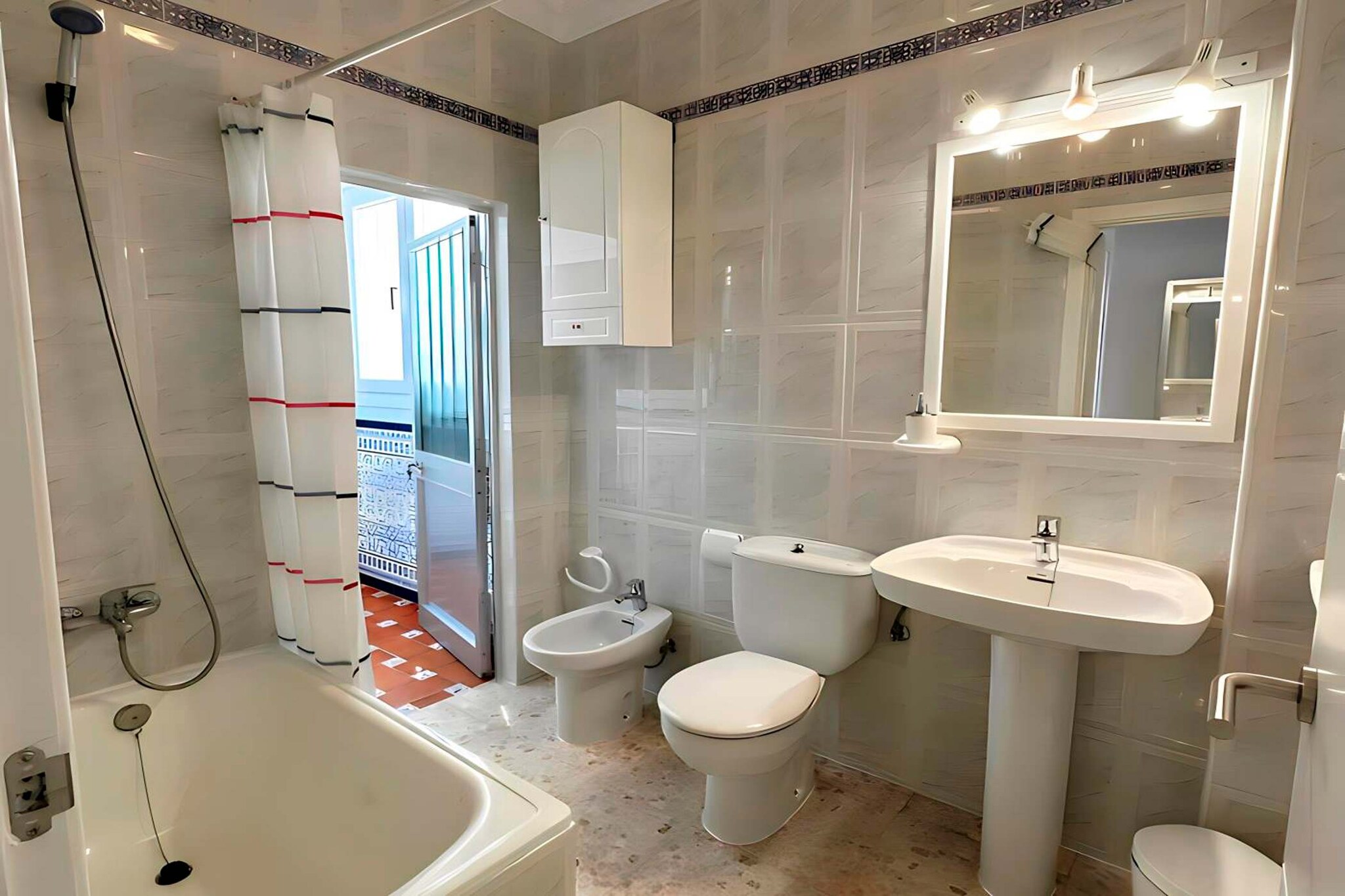 4977 -636021638-Badezimmer