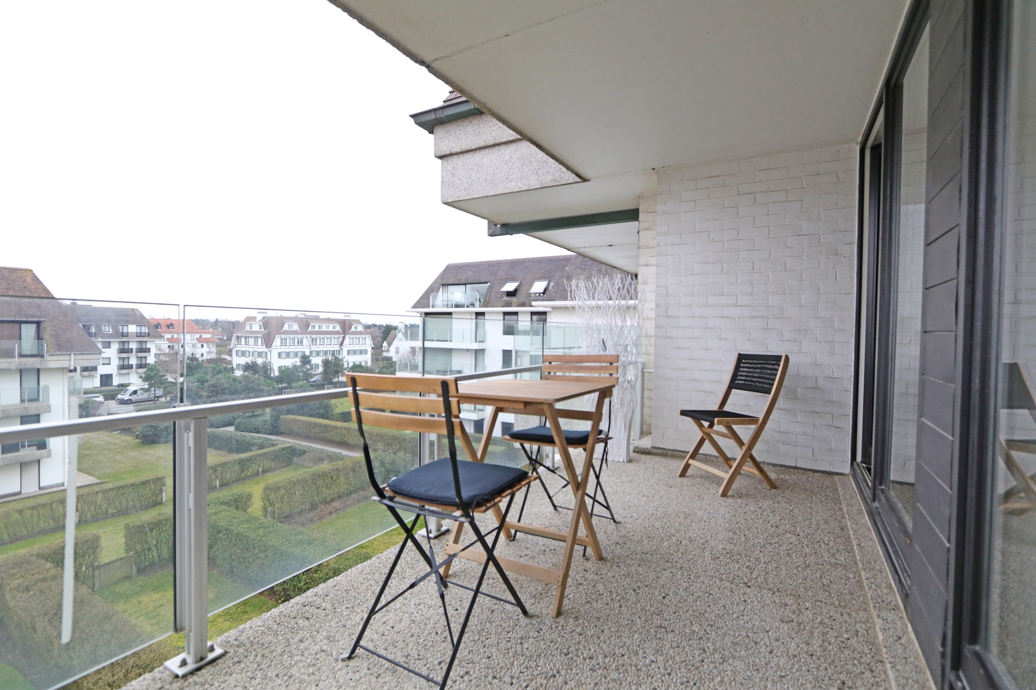 ROSE DES VENTS 32  Box-Balcon-terrasse
