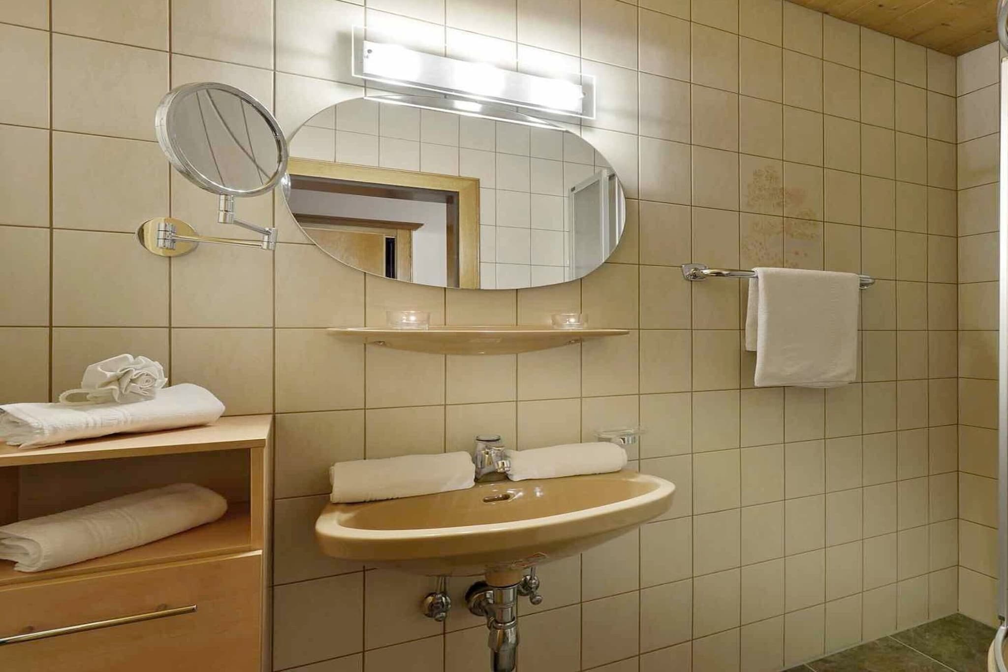 Apartment 4-Badezimmer